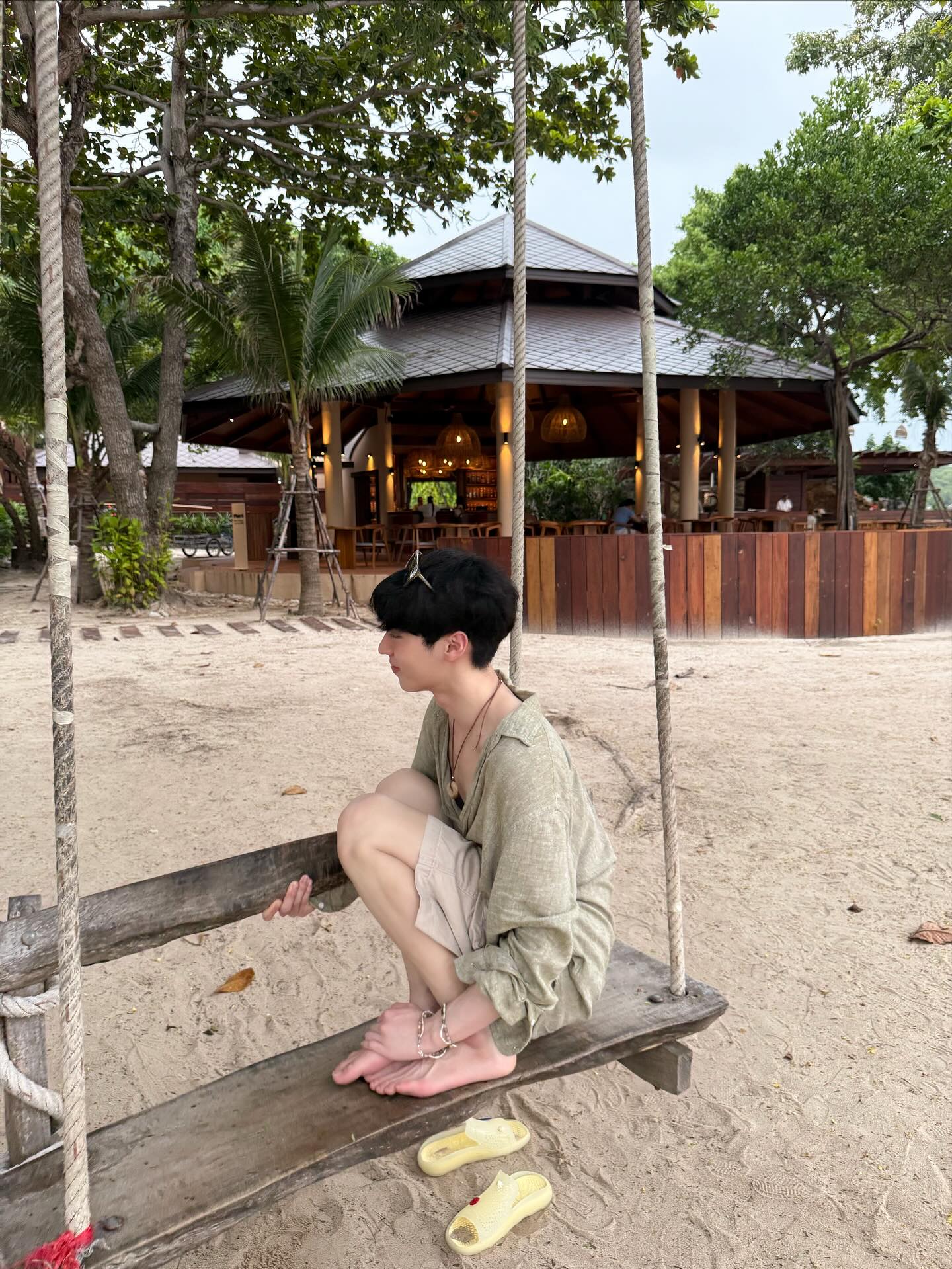 โอ๊ต - ธาราธร พุ่มโพธิงาม