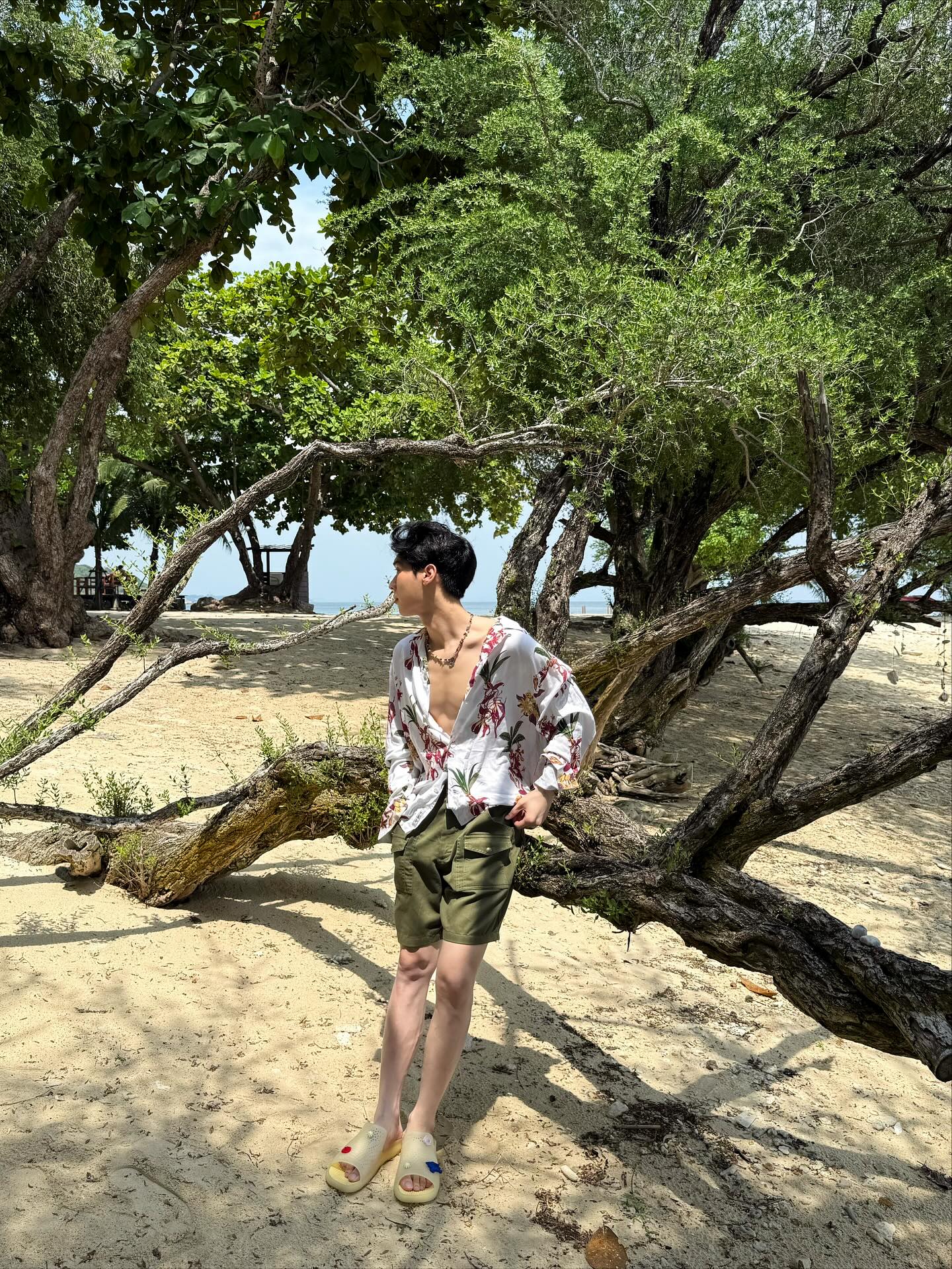 โอ๊ต - ธาราธร พุ่มโพธิงาม