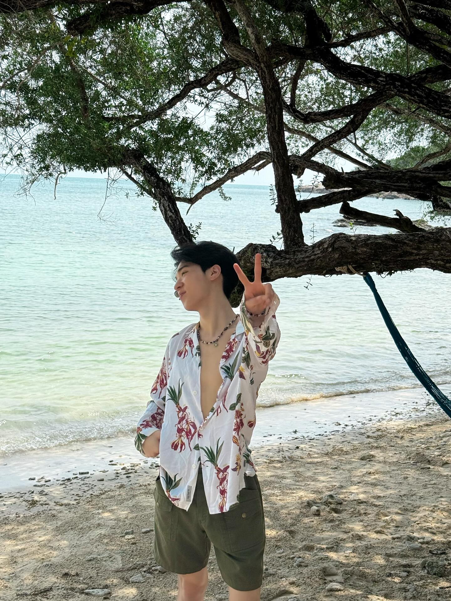 โอ๊ต - ธาราธร พุ่มโพธิงาม