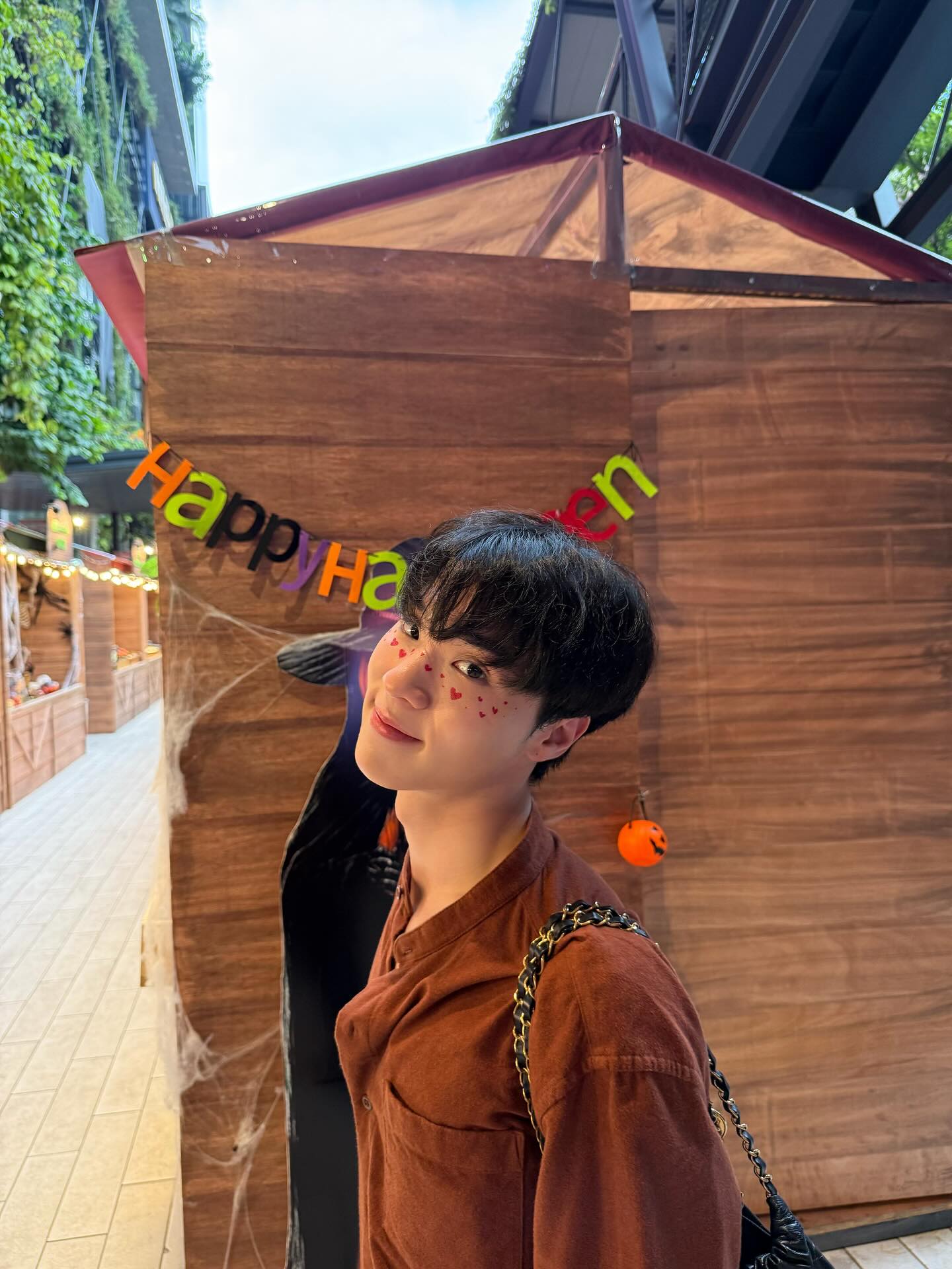 โอ๊ต - ธาราธร พุ่มโพธิงาม