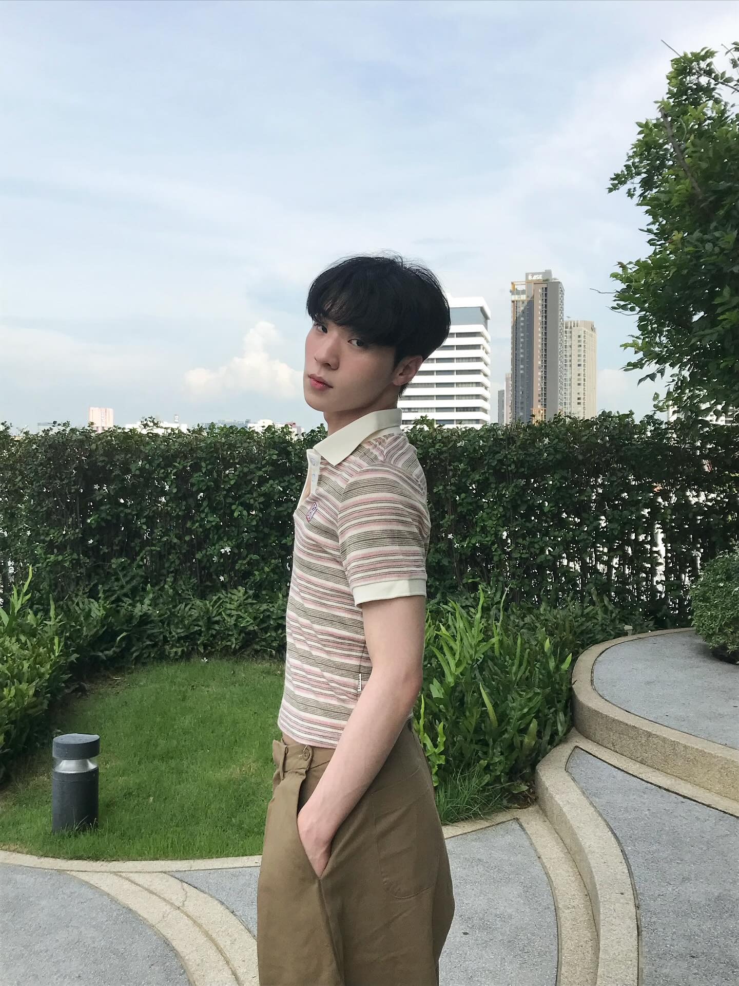 โอ๊ต - ธาราธร พุ่มโพธิงาม