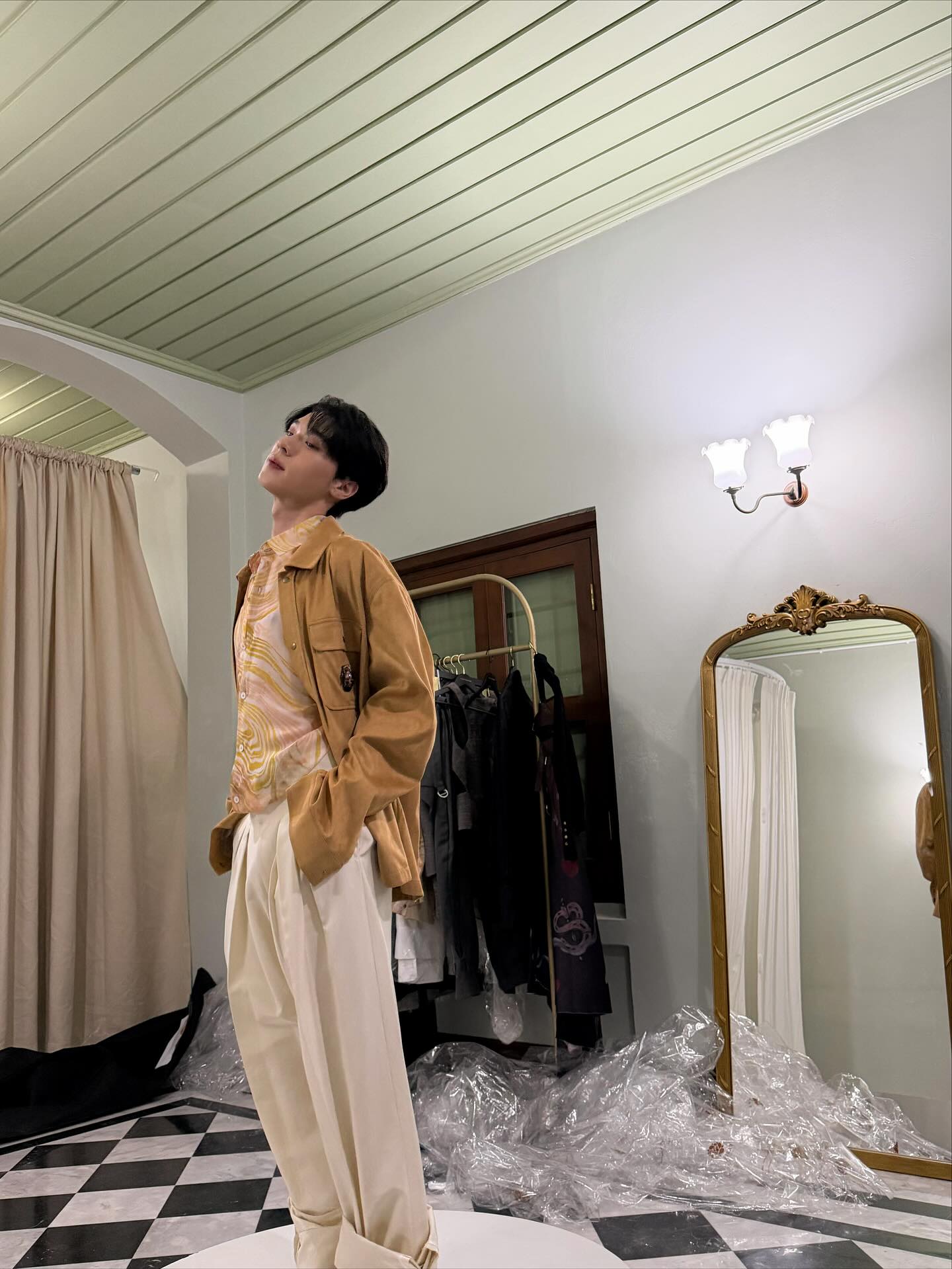 โอ๊ต - ธาราธร พุ่มโพธิงาม