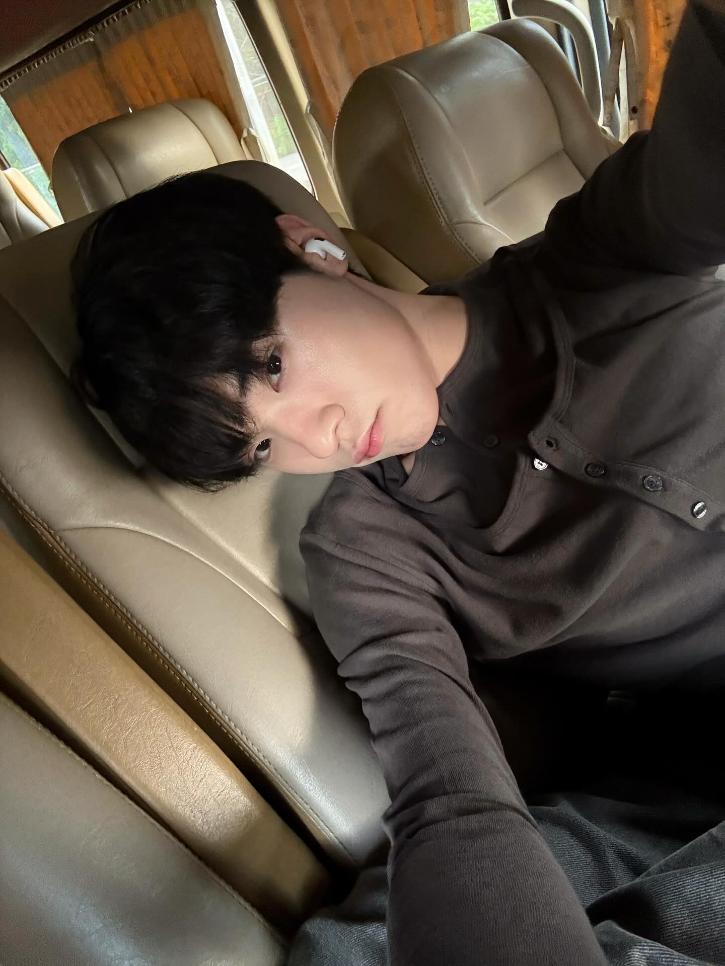 โอ๊ต - ธาราธร พุ่มโพธิงาม