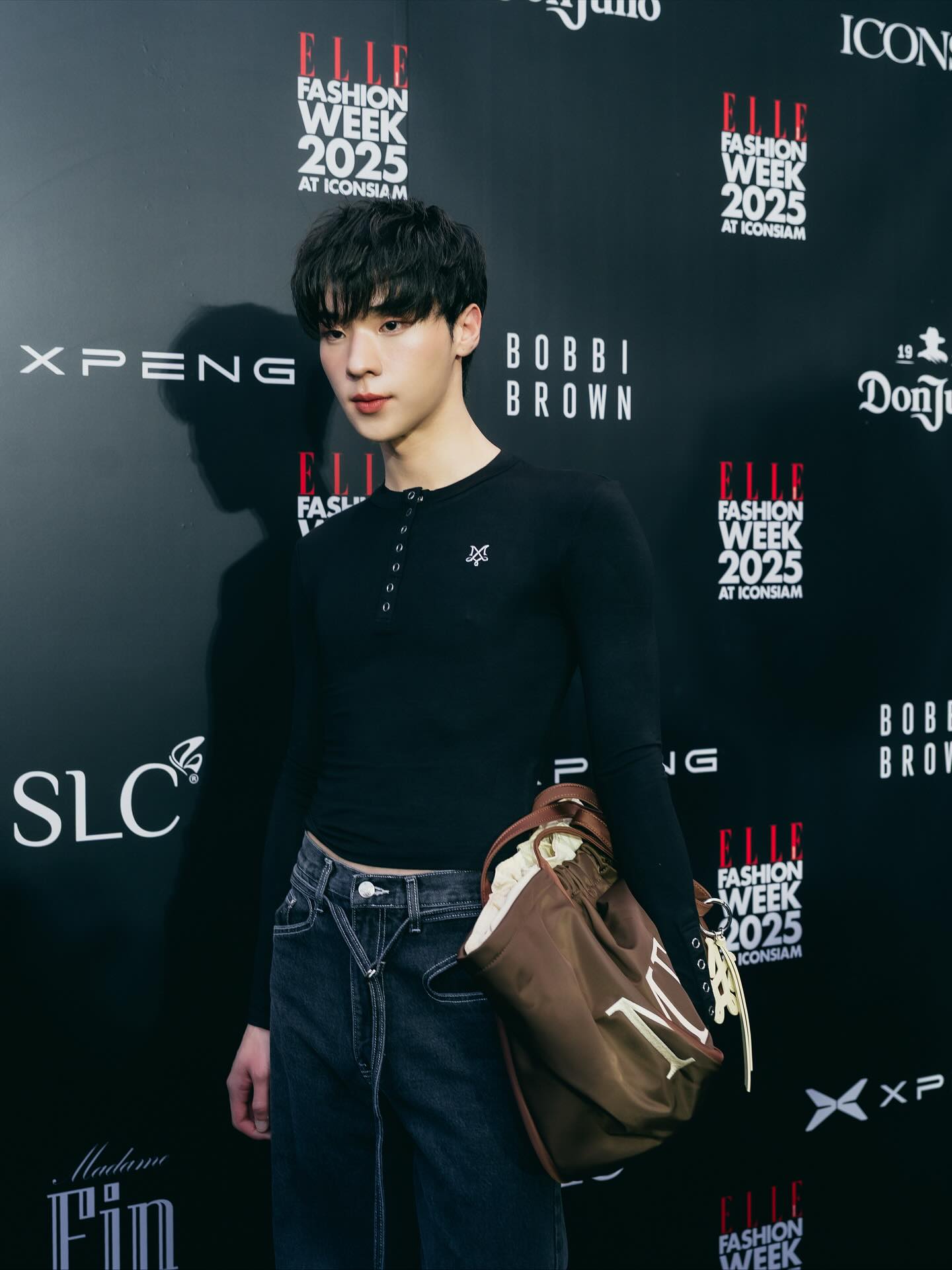 โอ๊ต - ธาราธร พุ่มโพธิงาม