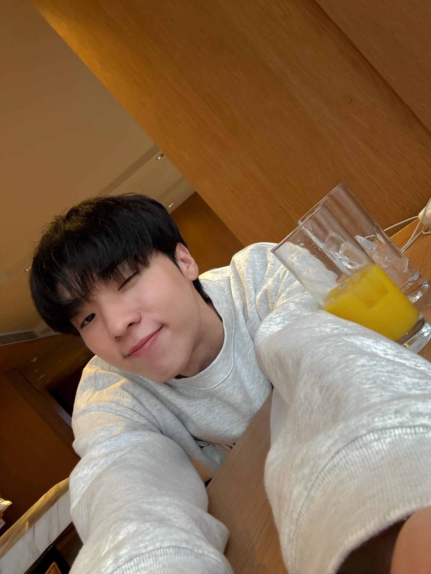 โอ๊ต - ธาราธร พุ่มโพธิงาม