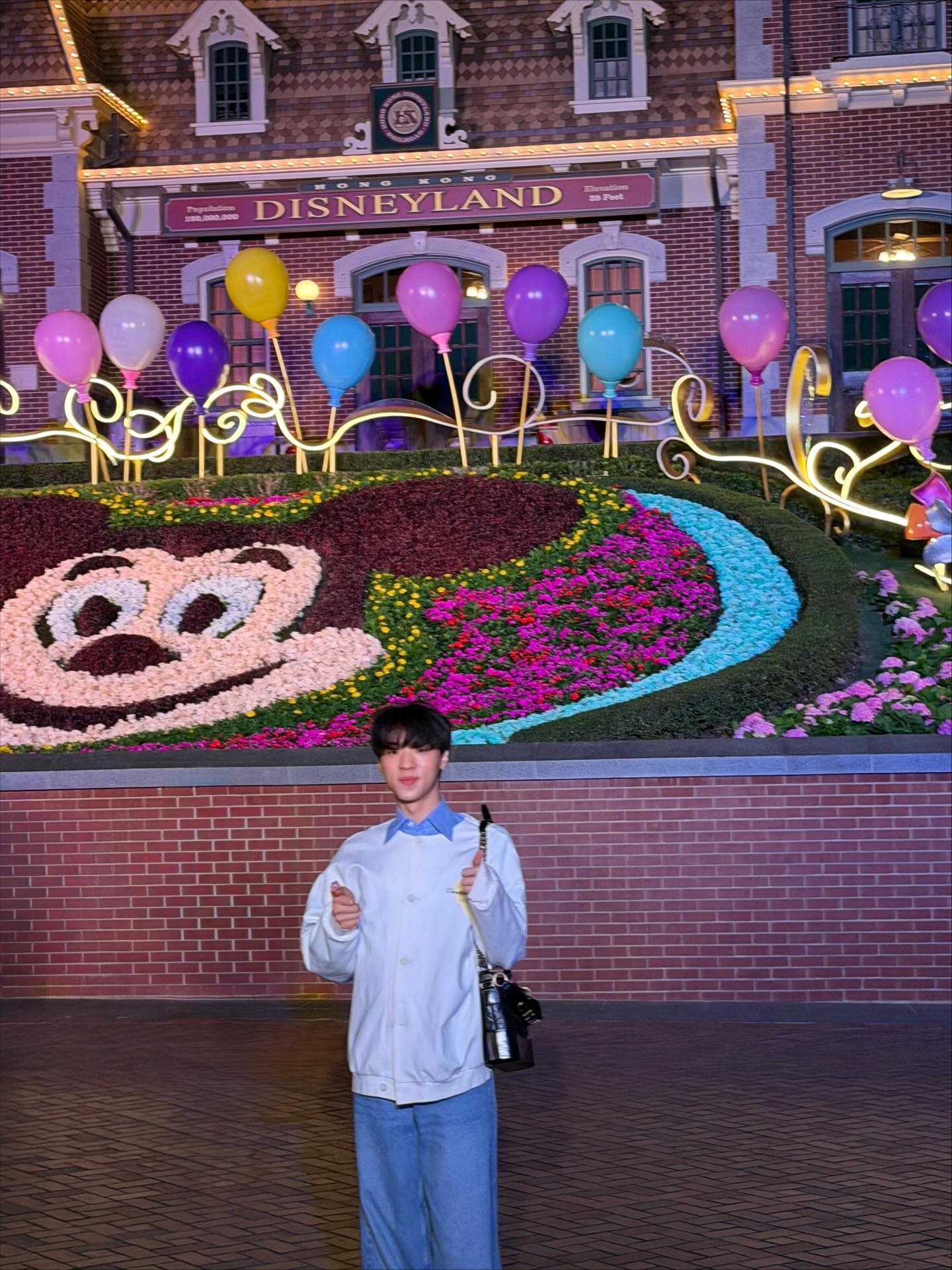 โอ๊ต - ธาราธร พุ่มโพธิงาม