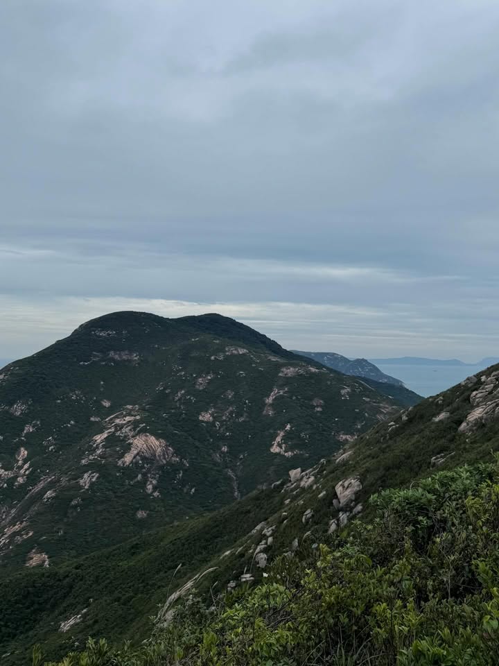 โอ๊ต - ธาราธร พุ่มโพธิงาม