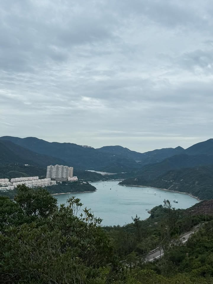 โอ๊ต - ธาราธร พุ่มโพธิงาม