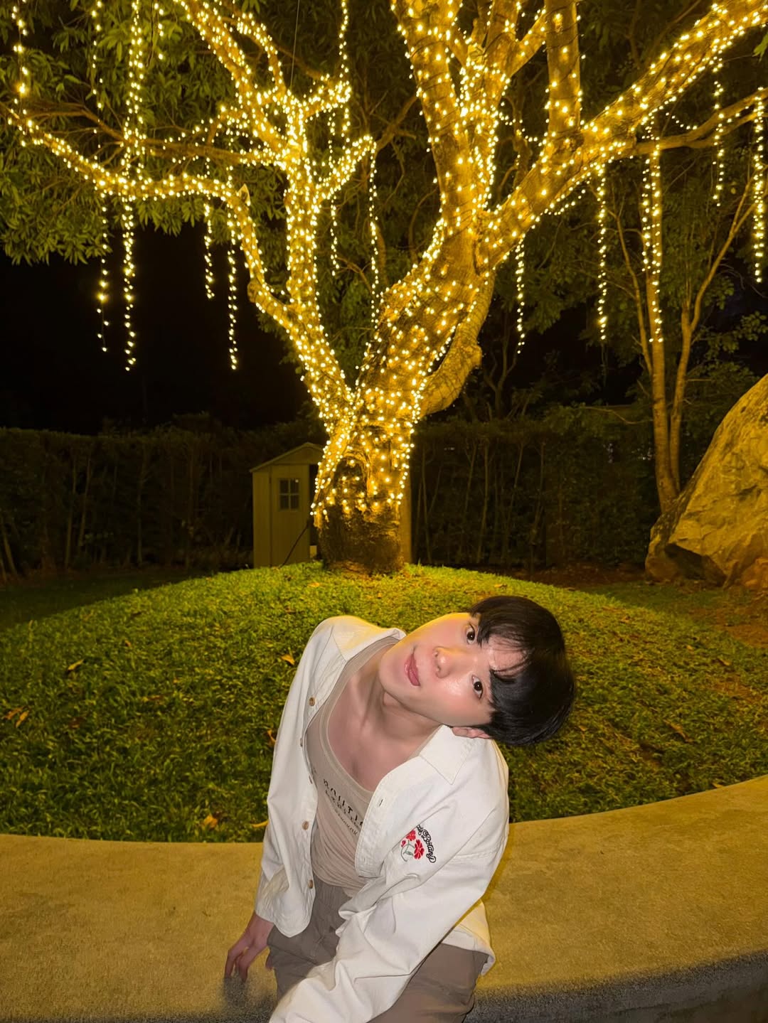 โอ๊ต - ธาราธร พุ่มโพธิงาม