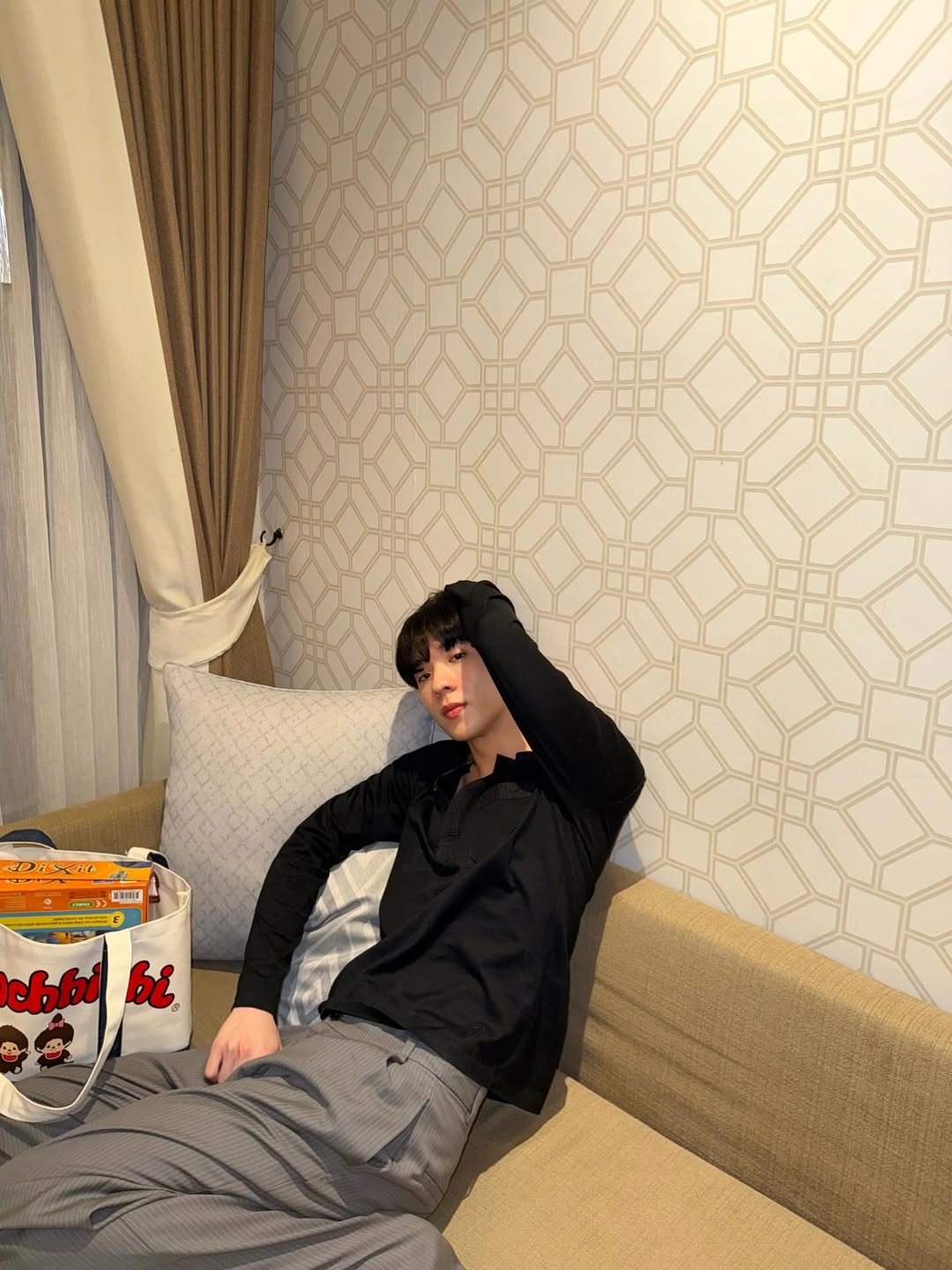 โอ๊ต - ธาราธร พุ่มโพธิงาม