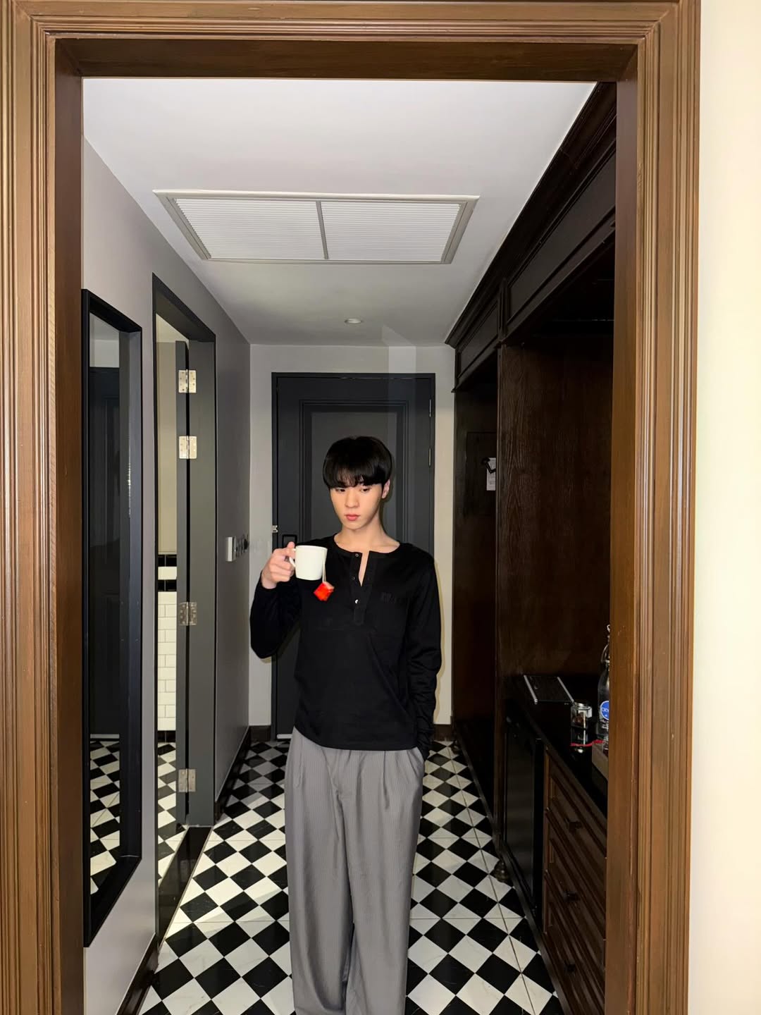 โอ๊ต - ธาราธร พุ่มโพธิงาม