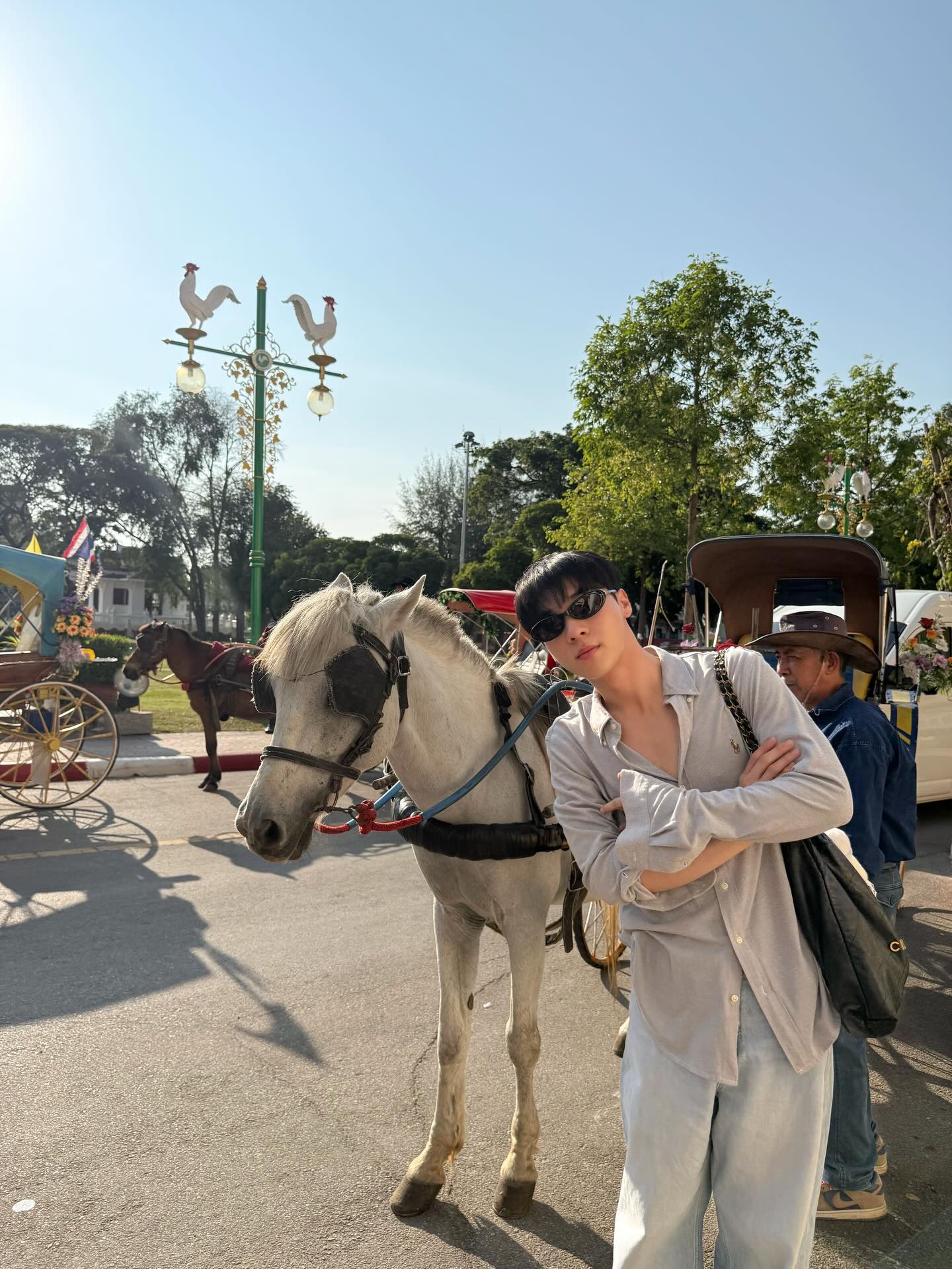 โอ๊ต - ธาราธร พุ่มโพธิงาม