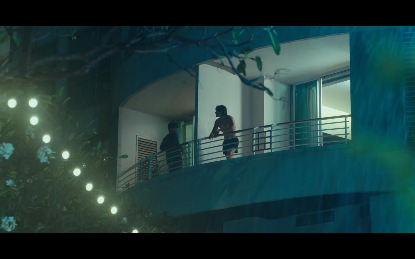 โอ๊ต - ธาราธร พุ่มโพธิงาม