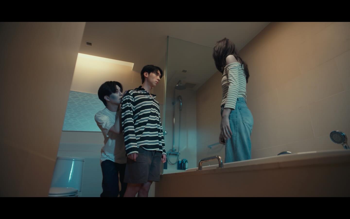 โอ๊ต - ธาราธร พุ่มโพธิงาม