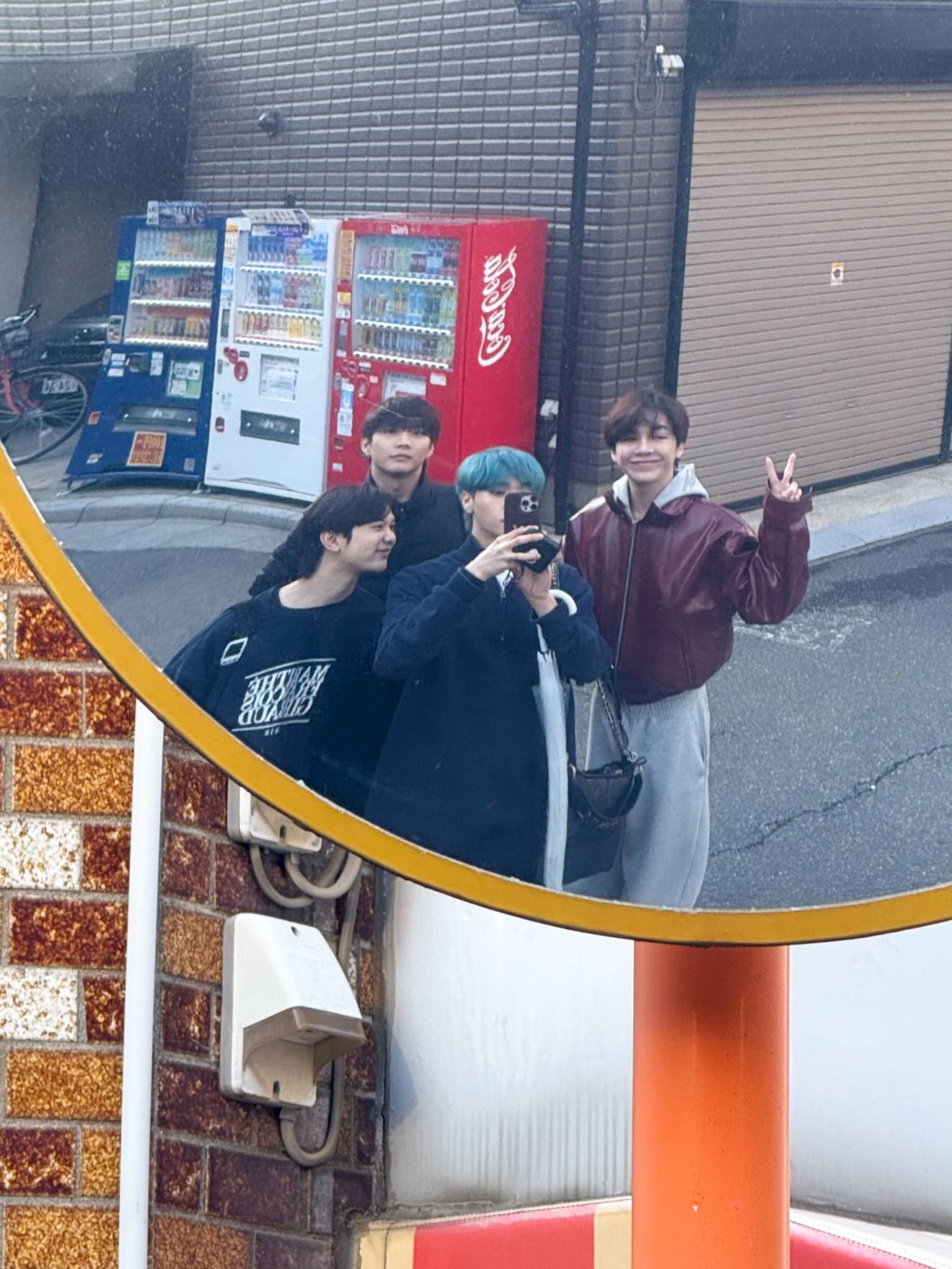 โอ๊ต - ธาราธร พุ่มโพธิงาม