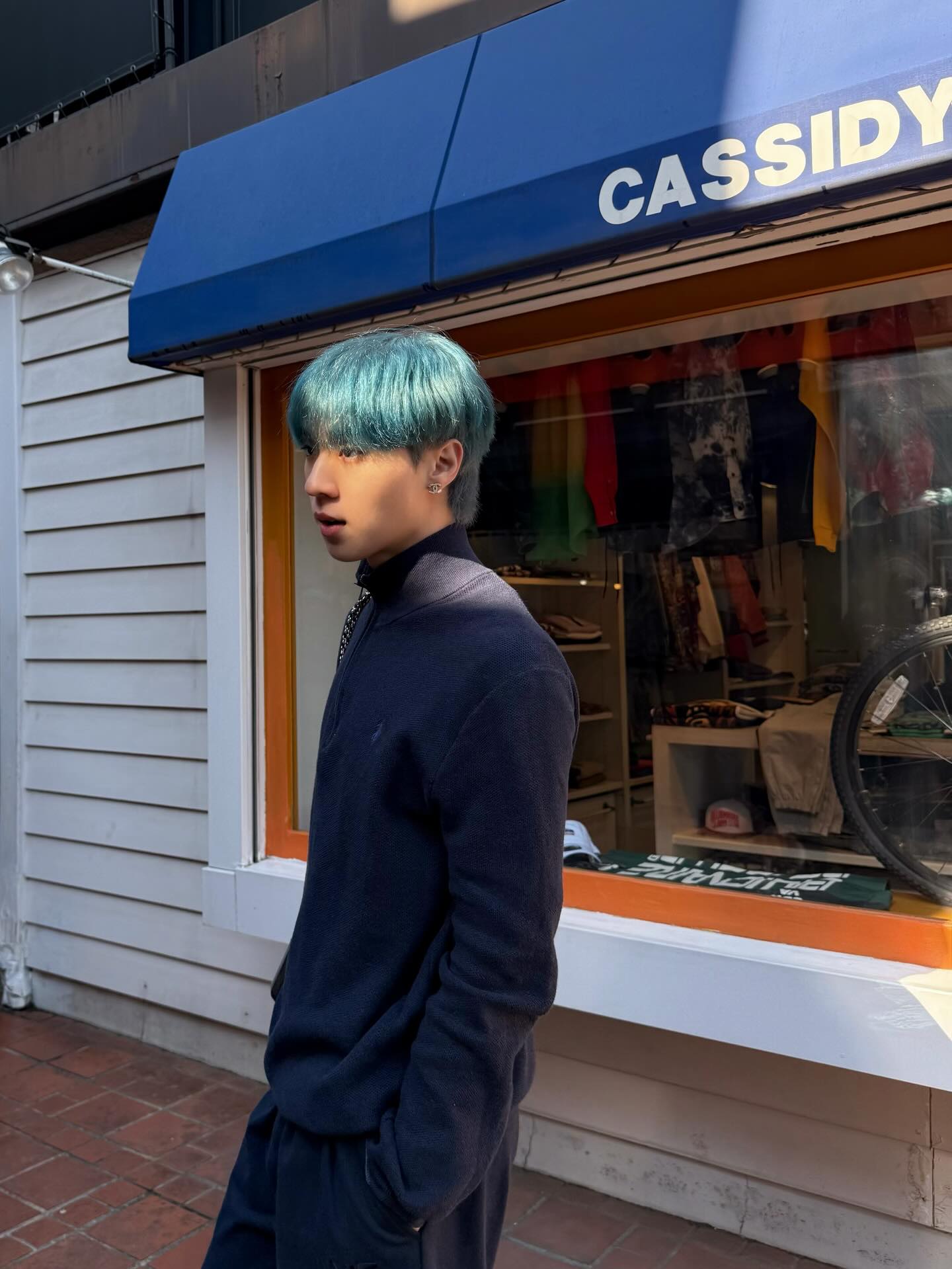 โอ๊ต - ธาราธร พุ่มโพธิงาม