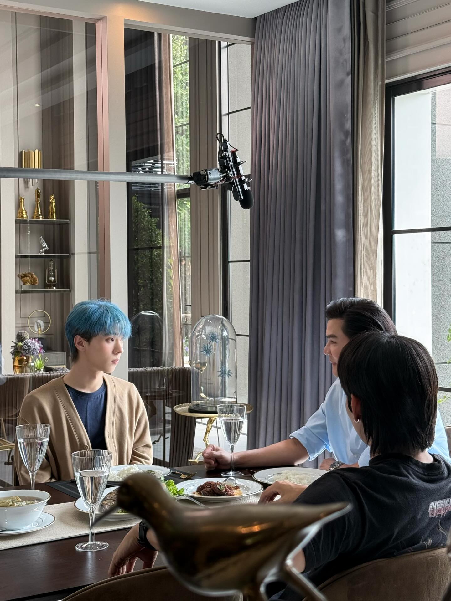 โอ๊ต - ธาราธร พุ่มโพธิงาม