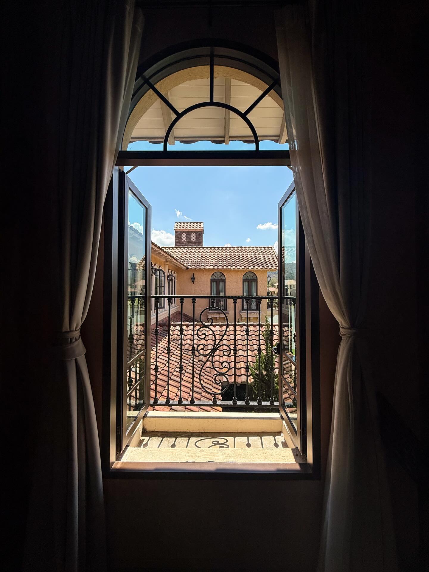 โอ๊ต - ธาราธร พุ่มโพธิงาม