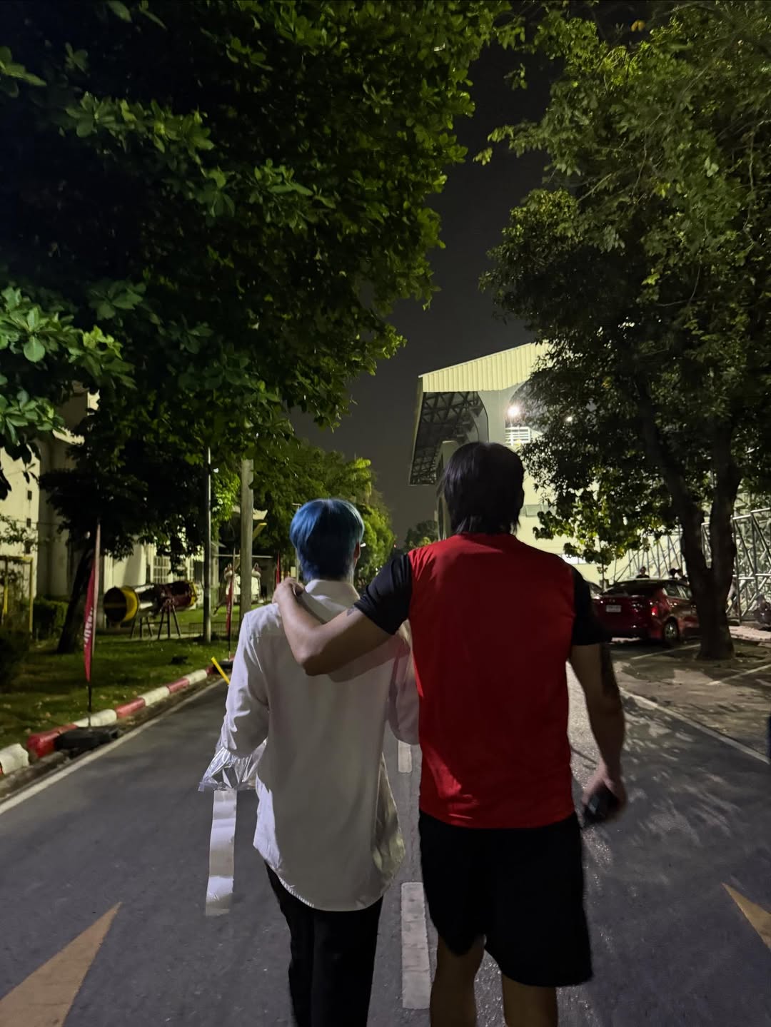 โอ๊ต - ธาราธร พุ่มโพธิงาม