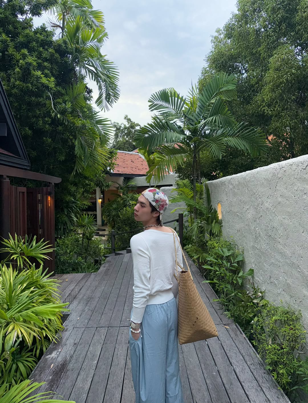 โอ๊ต - ธาราธร พุ่มโพธิงาม