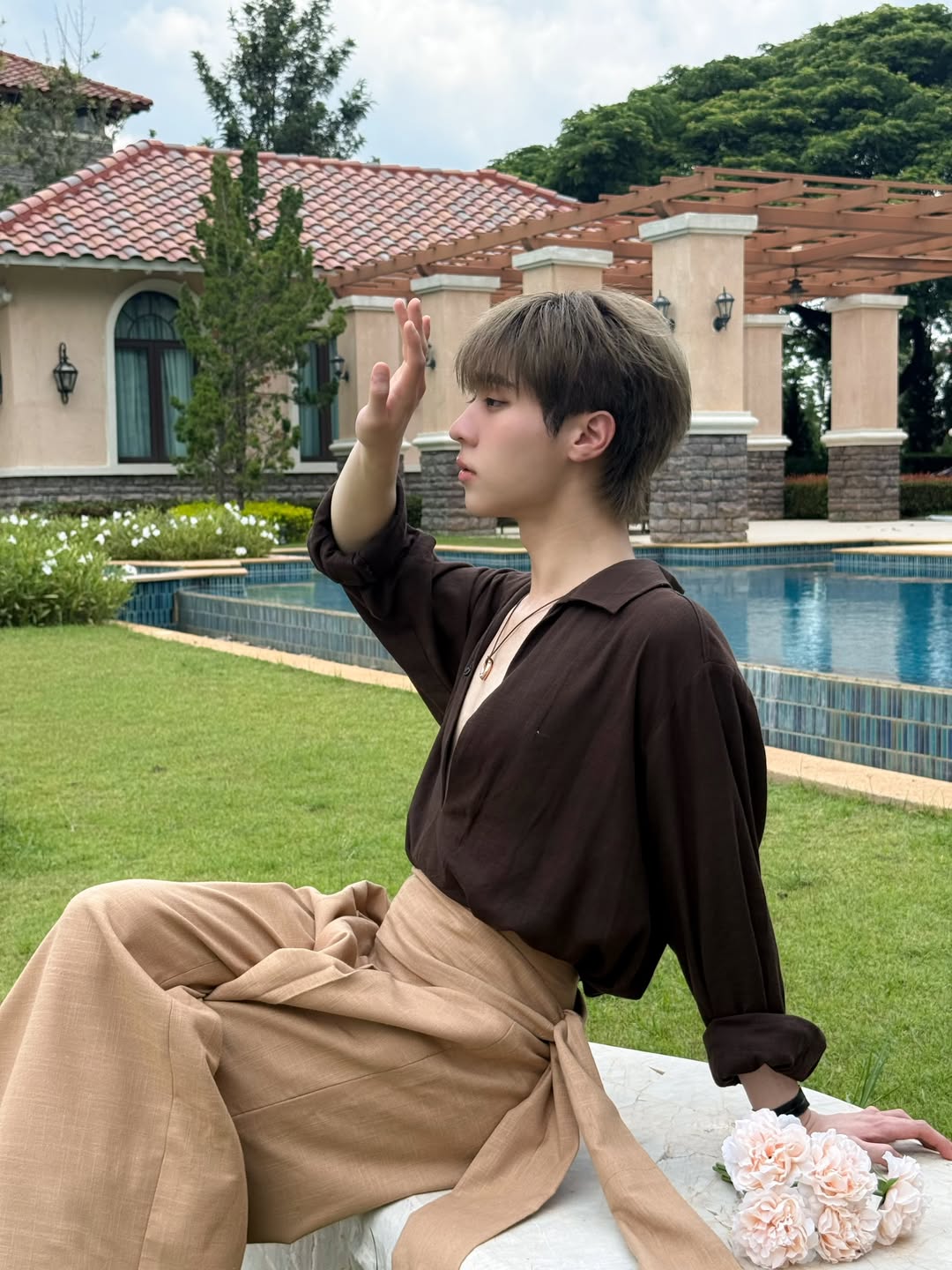 โอ๊ต - ธาราธร พุ่มโพธิงาม