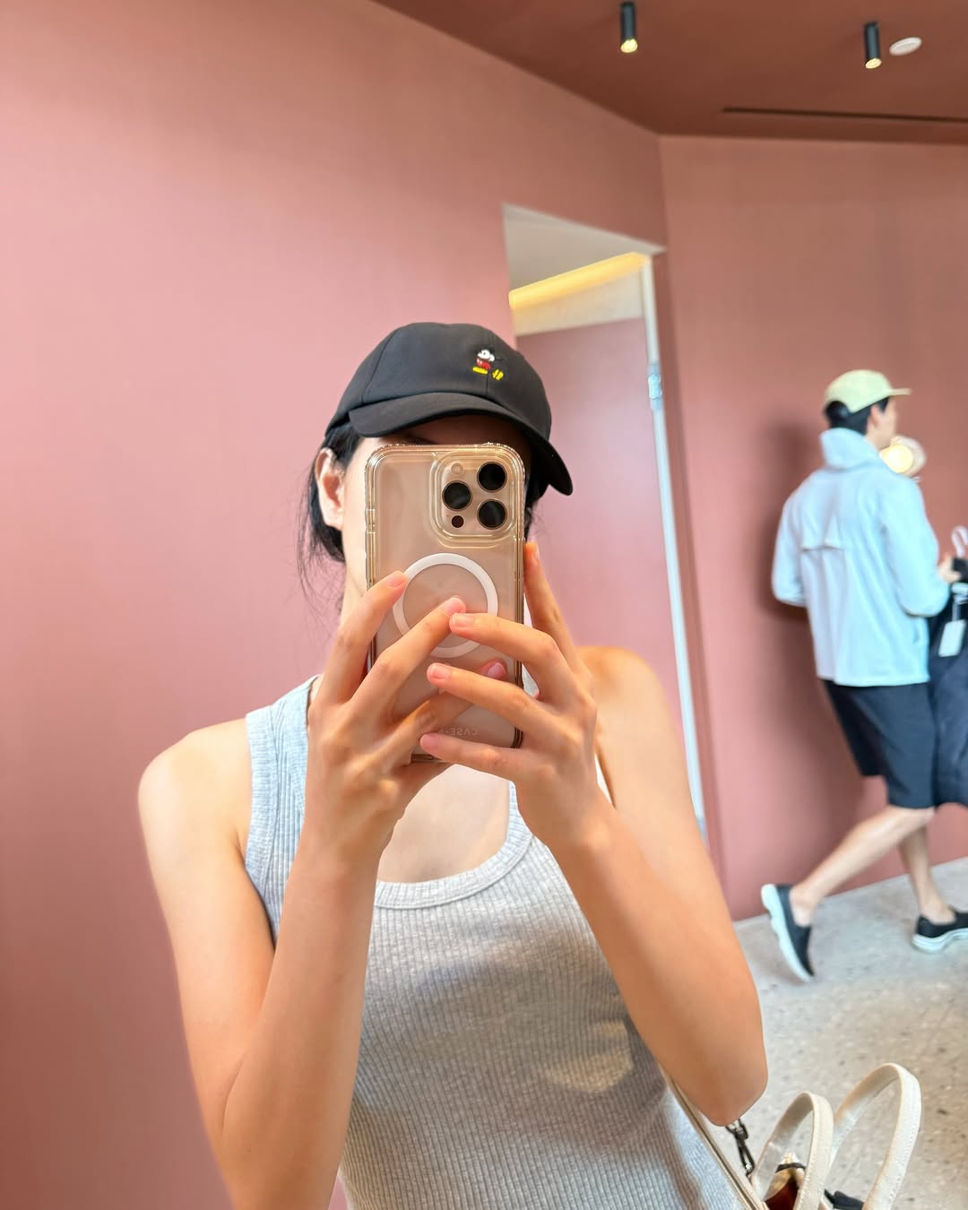 ริชชี่ - อรเณศ ดีคาบาเลส