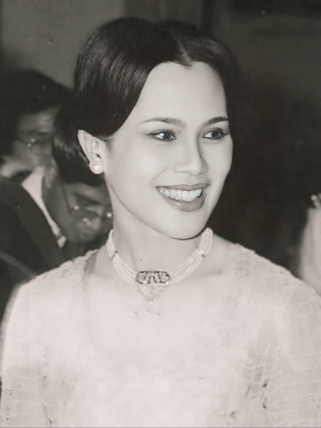 ริชชี่ - อรเณศ ดีคาบาเลส