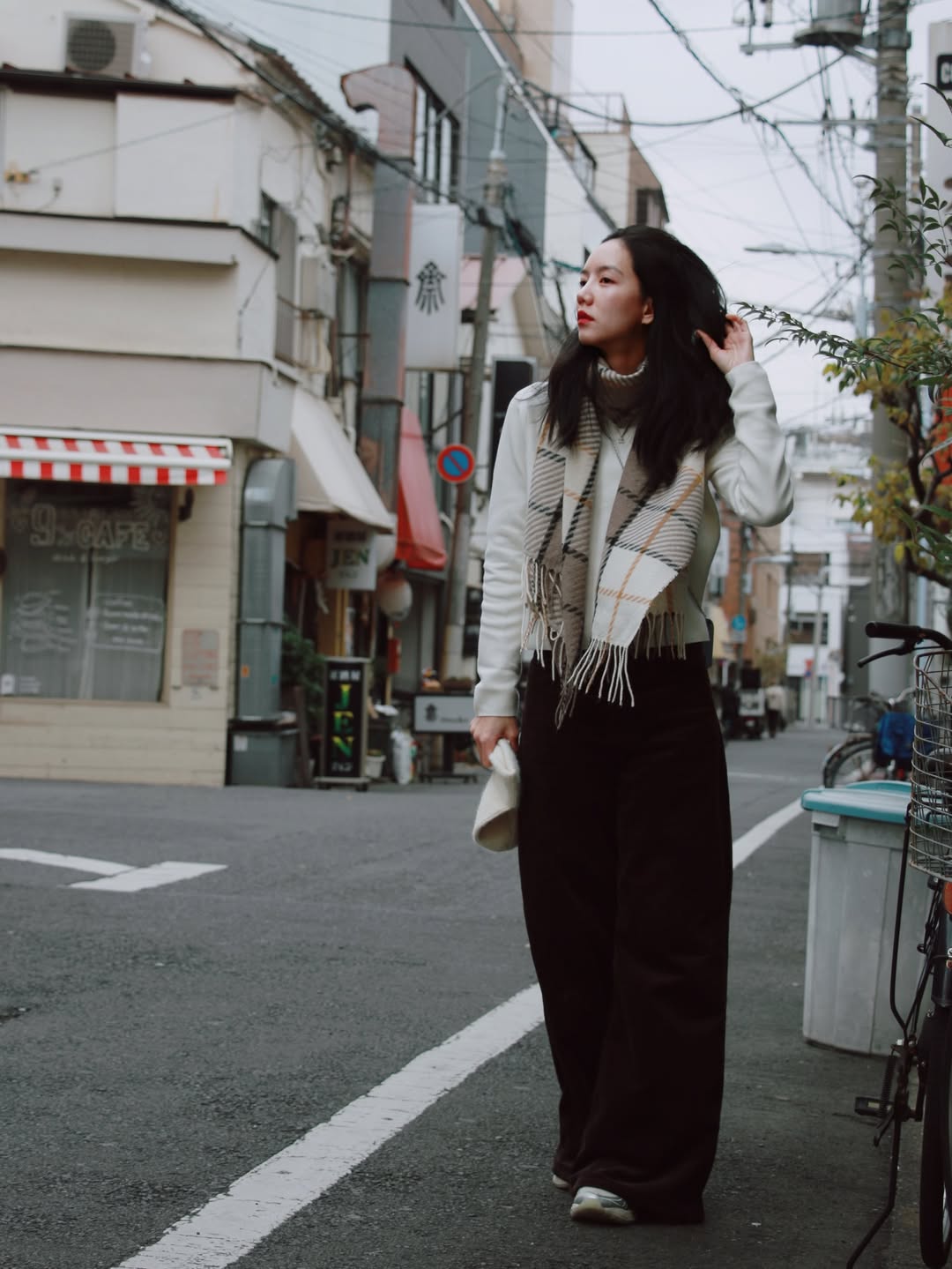 ริชชี่ - อรเณศ ดีคาบาเลส