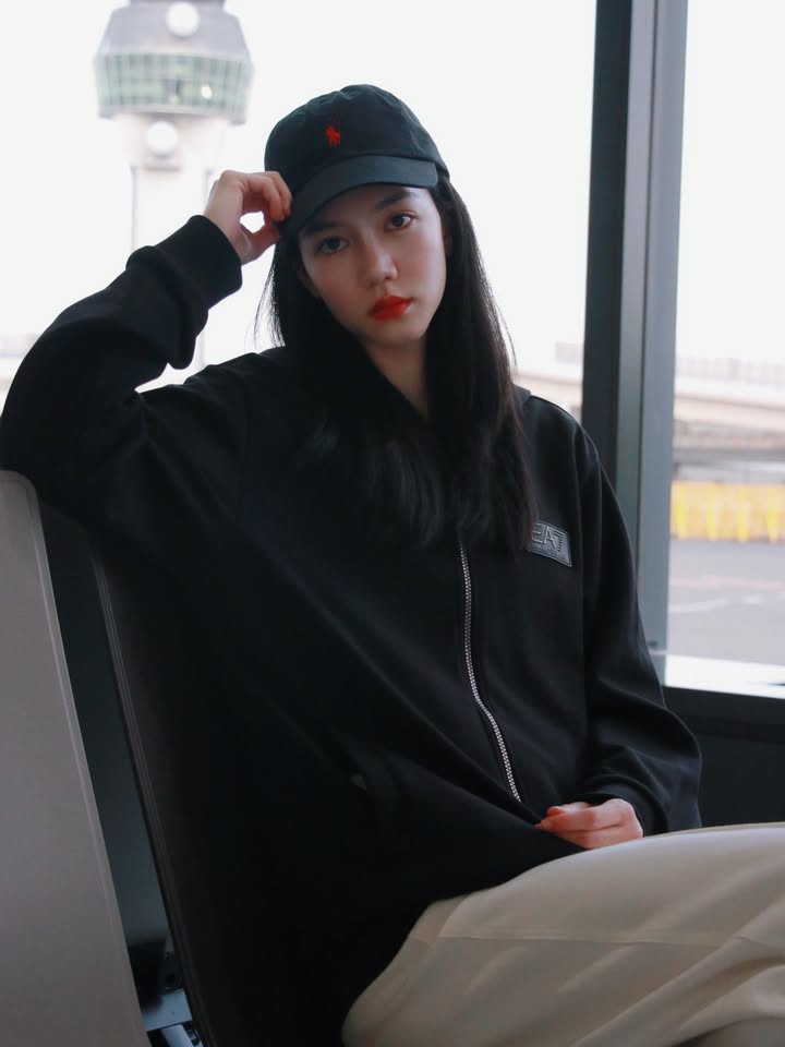 ริชชี่ - อรเณศ ดีคาบาเลส