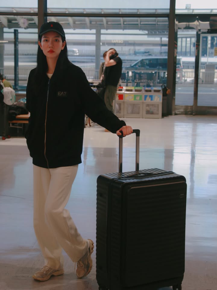 ริชชี่ - อรเณศ ดีคาบาเลส