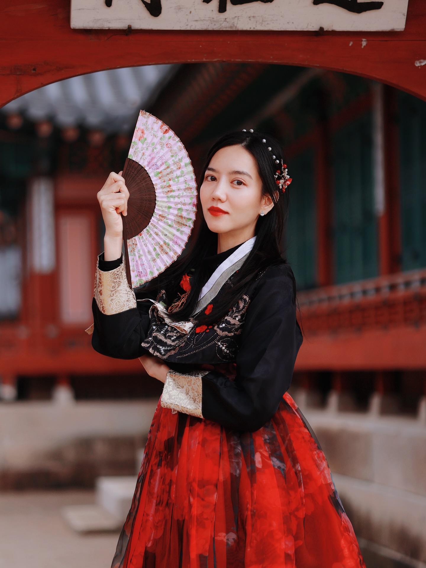 ริชชี่ - อรเณศ ดีคาบาเลส