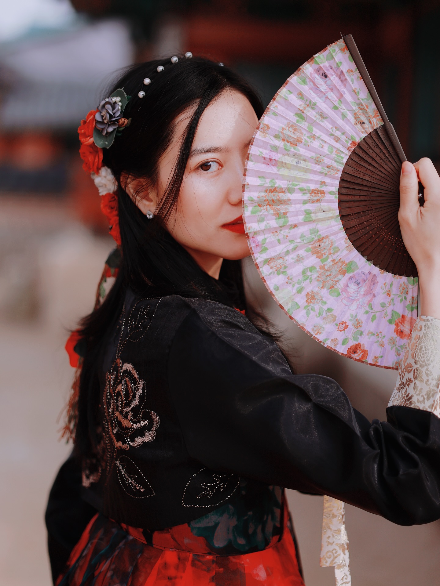 ริชชี่ - อรเณศ ดีคาบาเลส