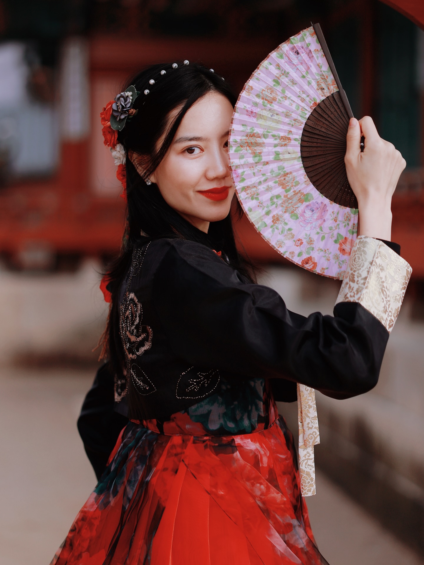 ริชชี่ - อรเณศ ดีคาบาเลส