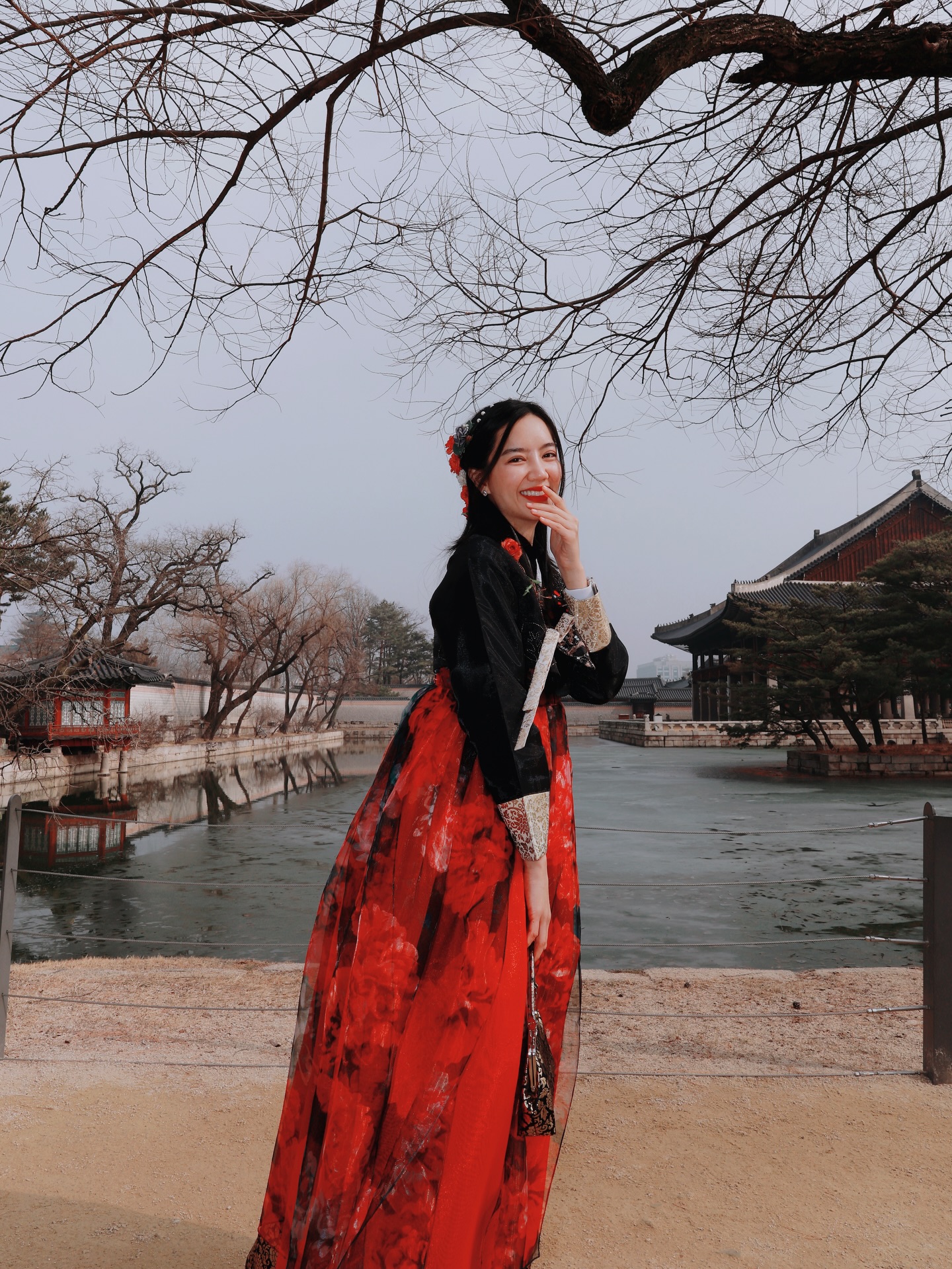 ริชชี่ - อรเณศ ดีคาบาเลส