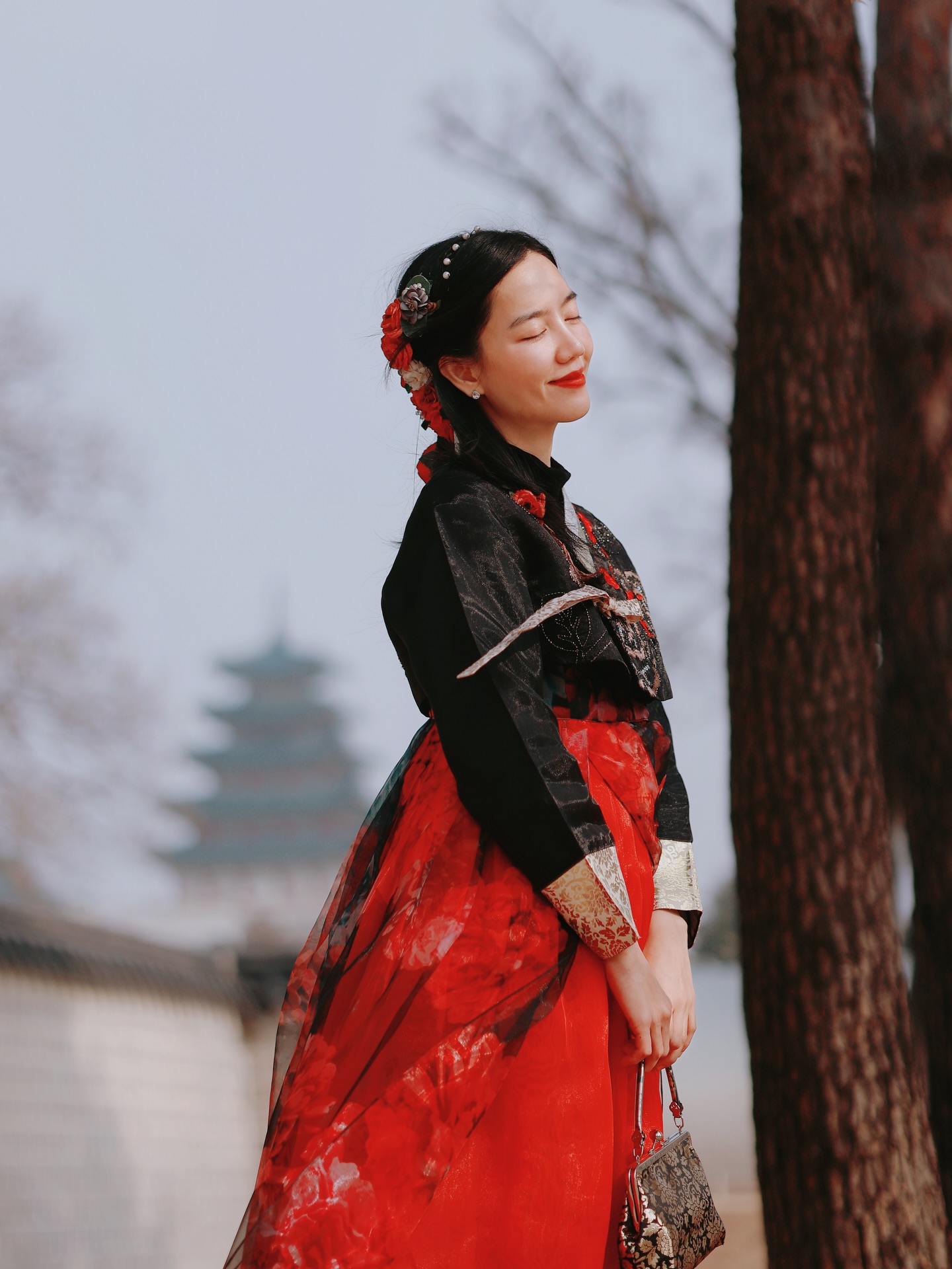 ริชชี่ - อรเณศ ดีคาบาเลส