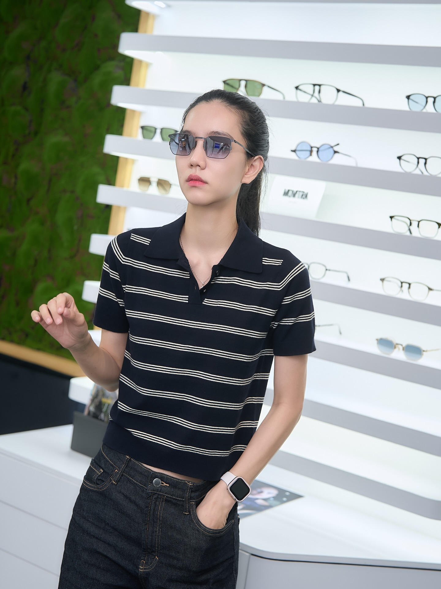 ริชชี่ - อรเณศ ดีคาบาเลส