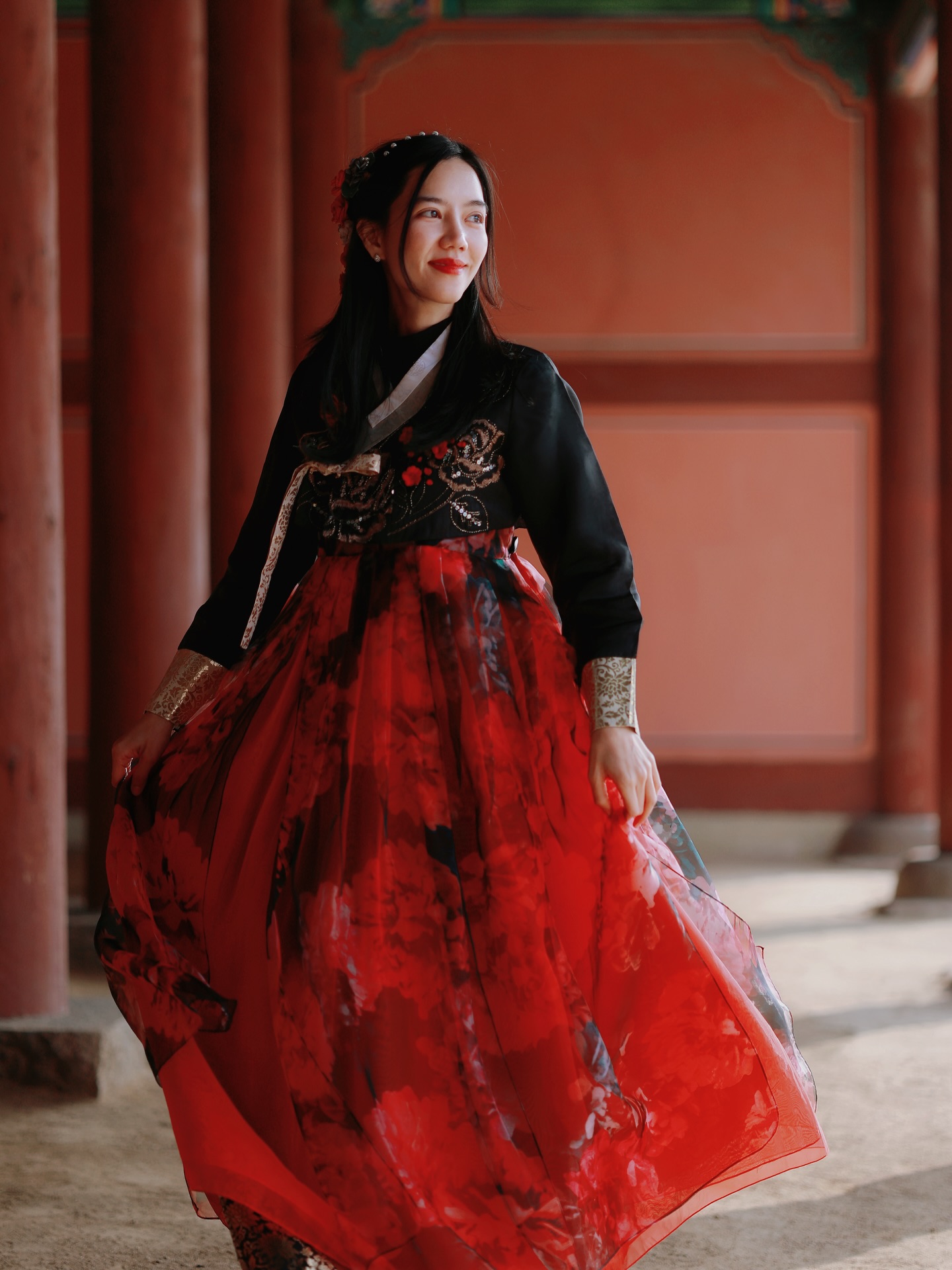 ริชชี่ - อรเณศ ดีคาบาเลส