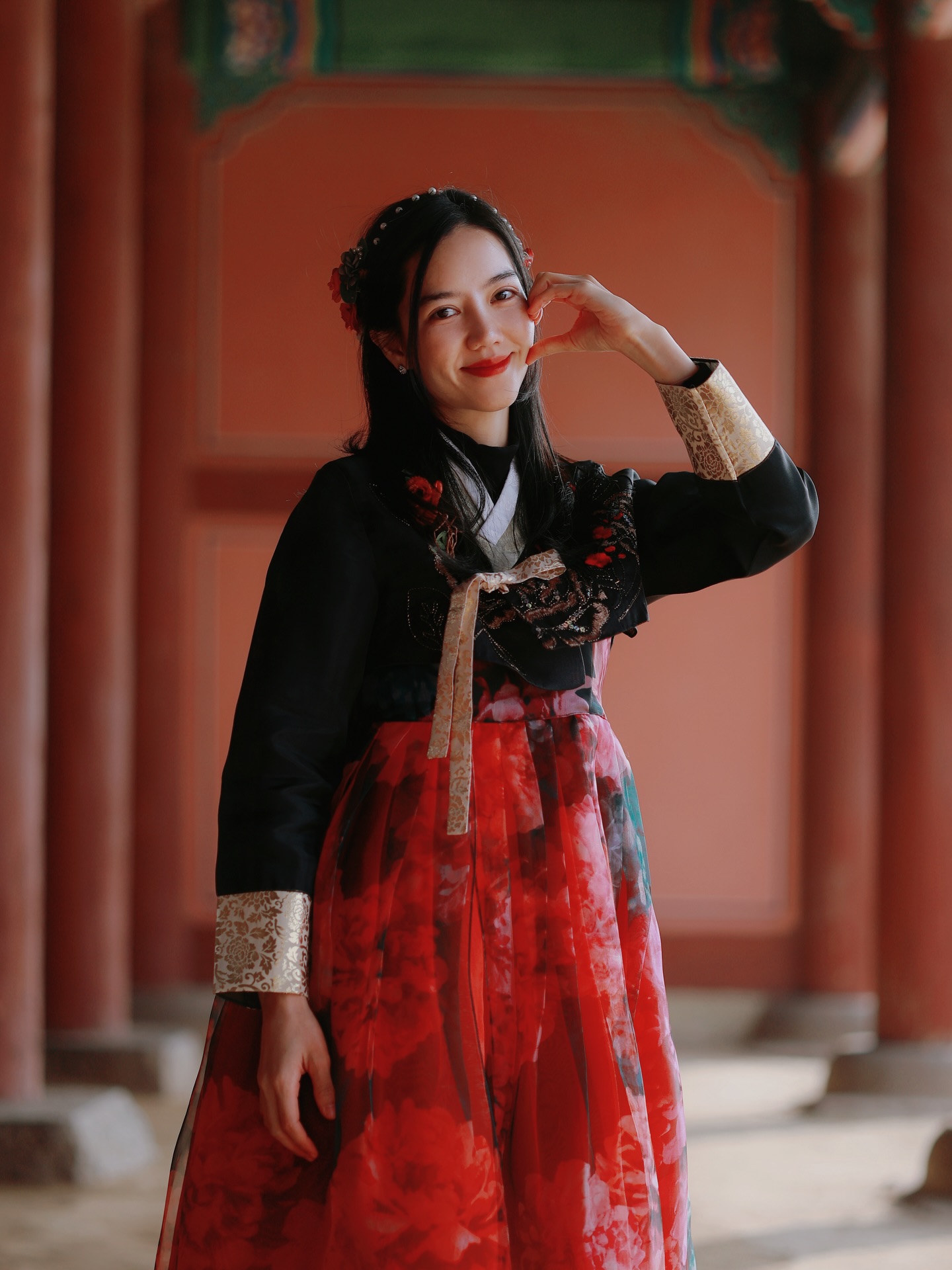 ริชชี่ - อรเณศ ดีคาบาเลส