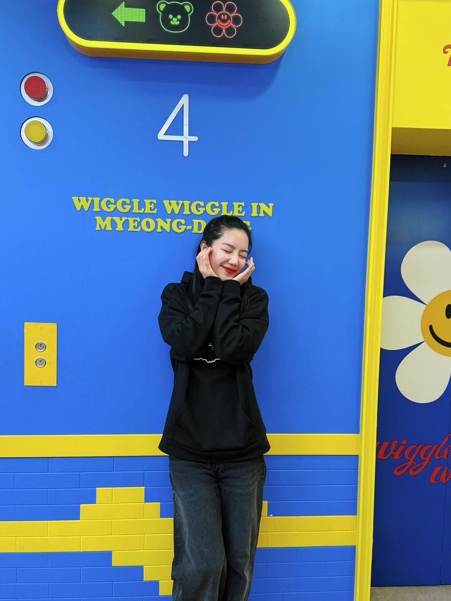 ริชชี่ - อรเณศ ดีคาบาเลส