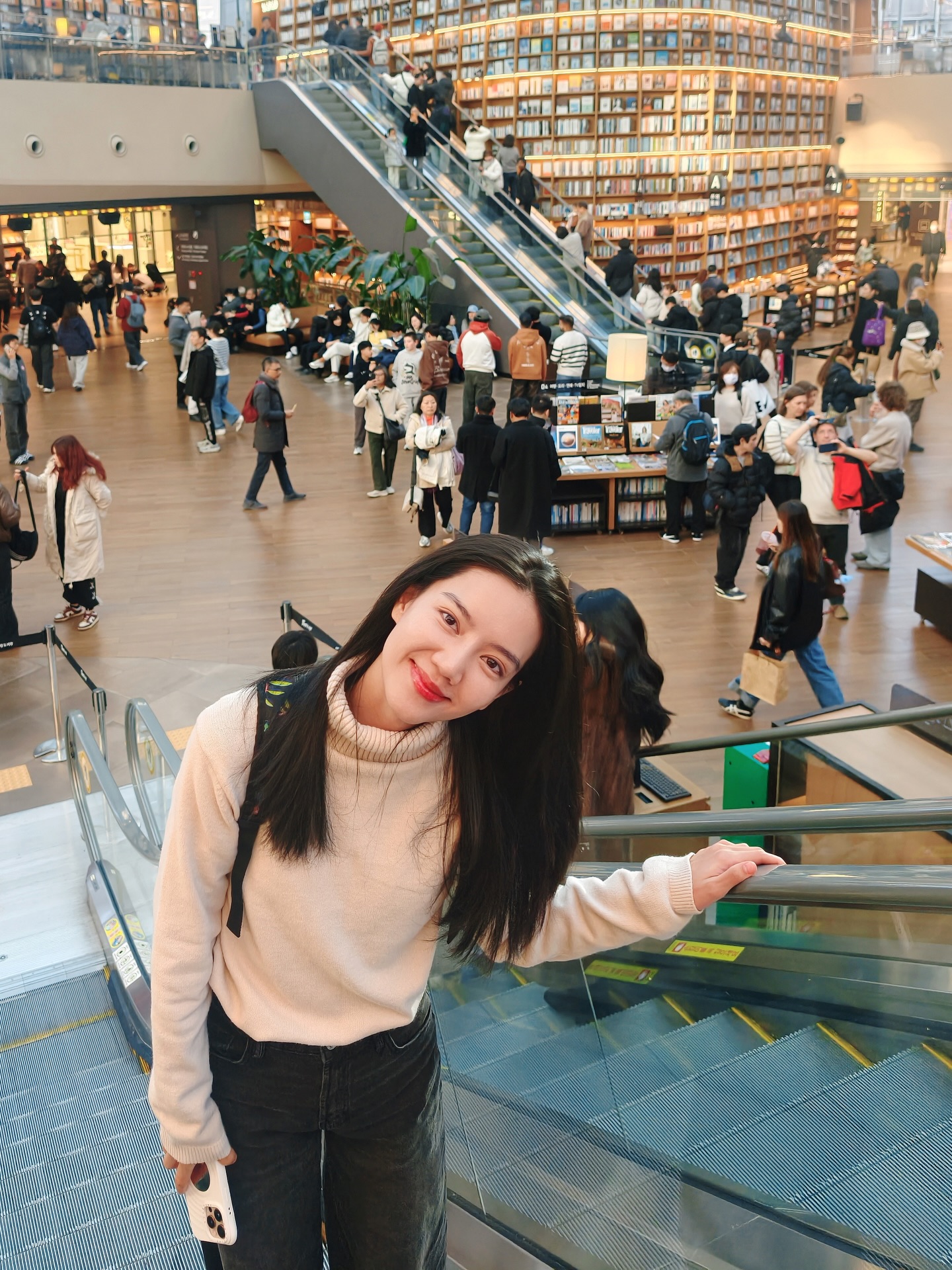 ริชชี่ - อรเณศ ดีคาบาเลส