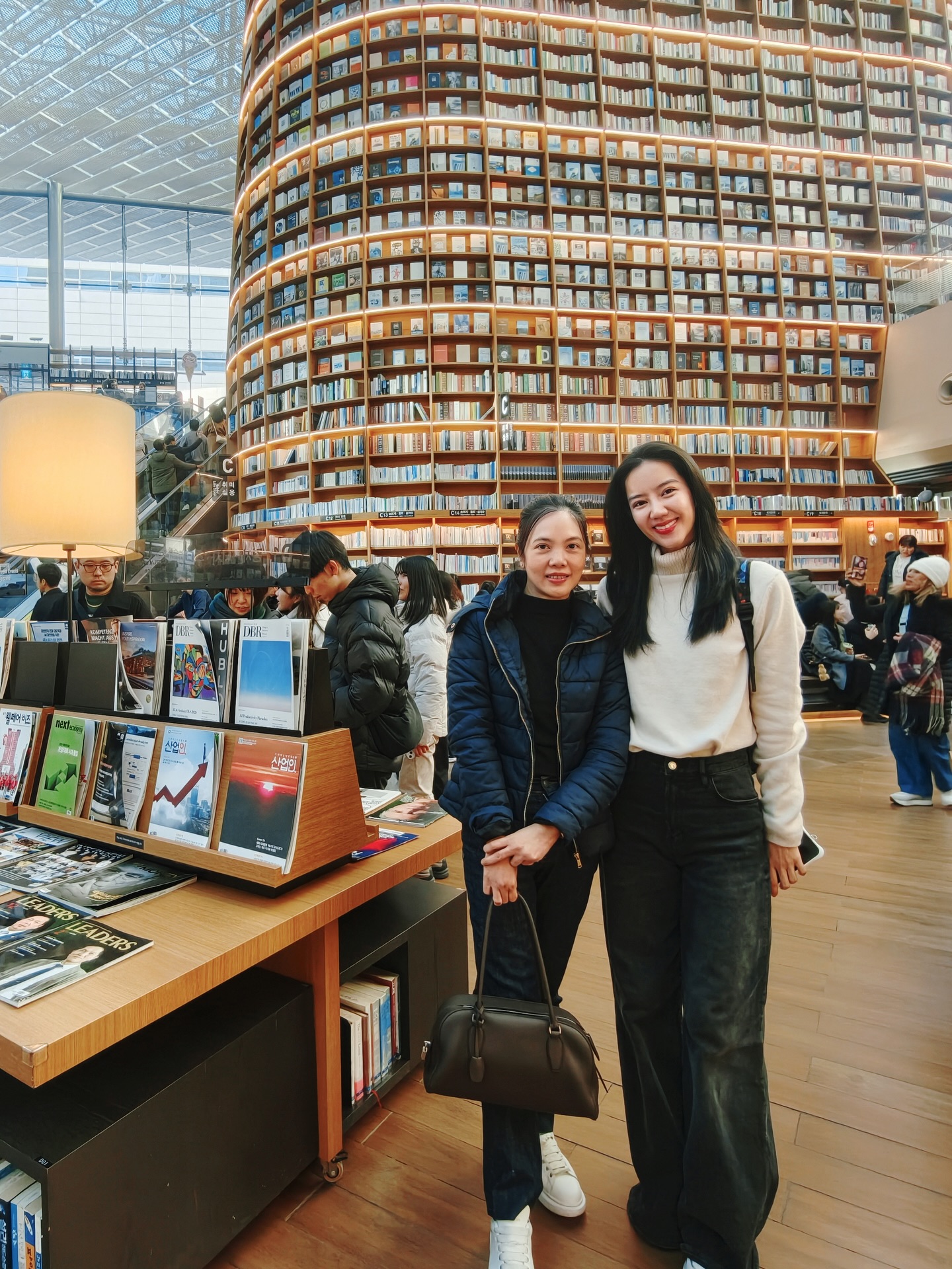 ริชชี่ - อรเณศ ดีคาบาเลส