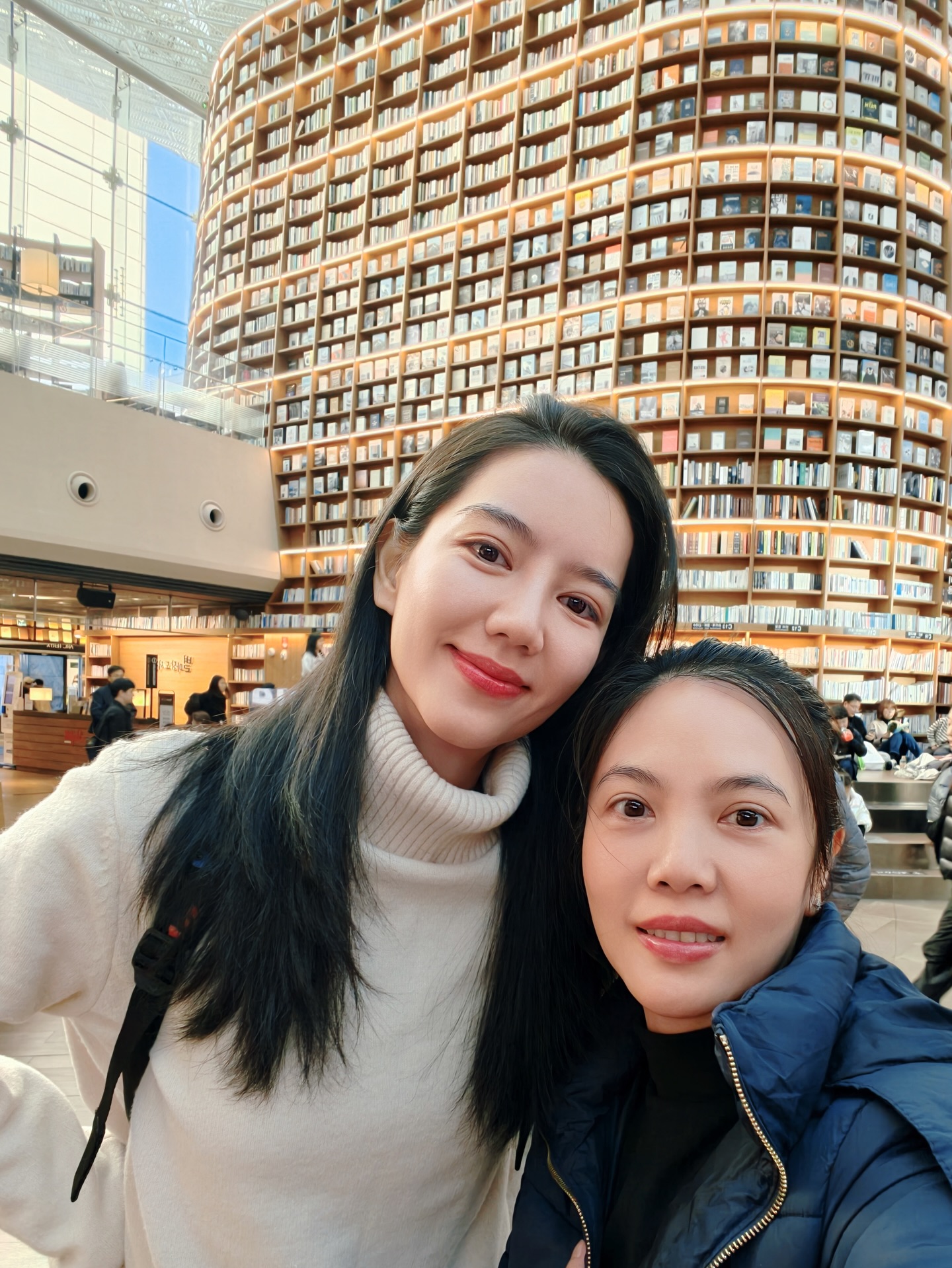 ริชชี่ - อรเณศ ดีคาบาเลส