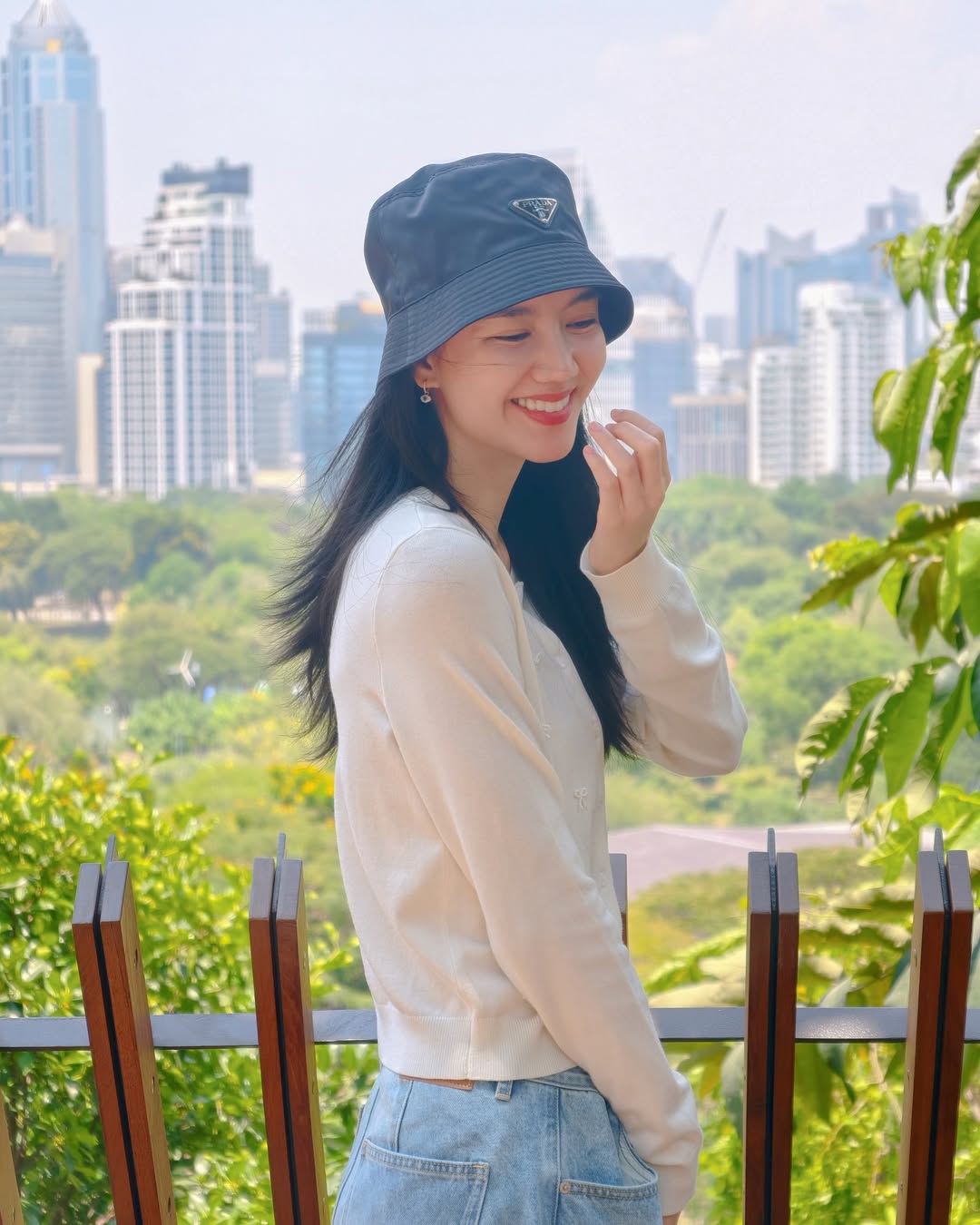 ริชชี่ - อรเณศ ดีคาบาเลส