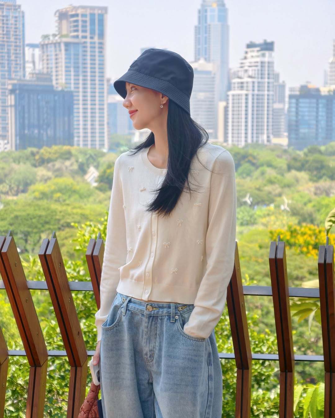 ริชชี่ - อรเณศ ดีคาบาเลส