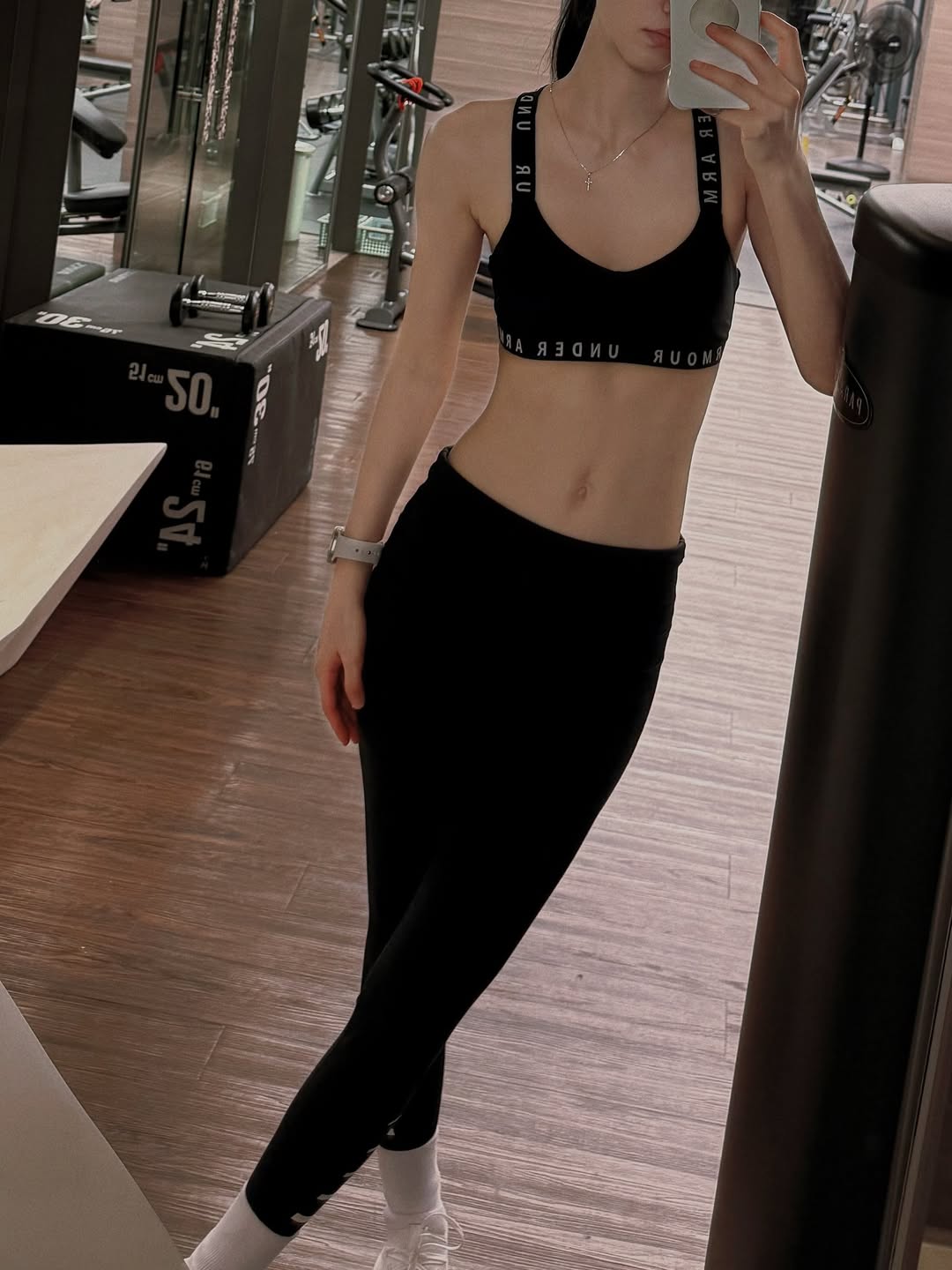 ริชชี่ - อรเณศ ดีคาบาเลส