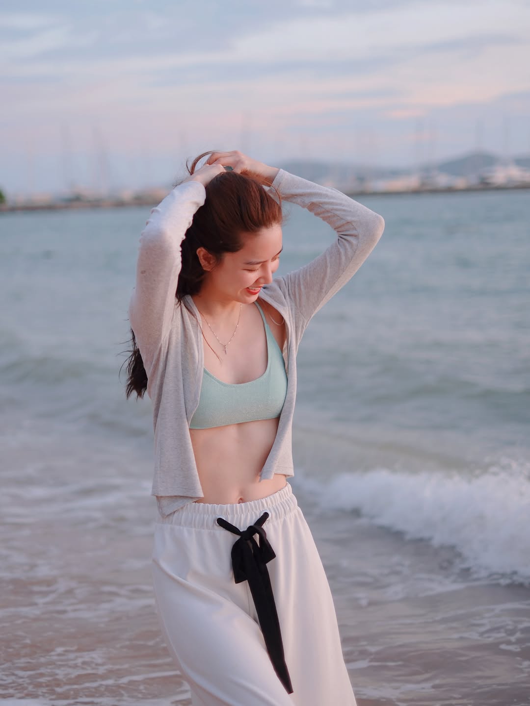 ริชชี่ - อรเณศ ดีคาบาเลส