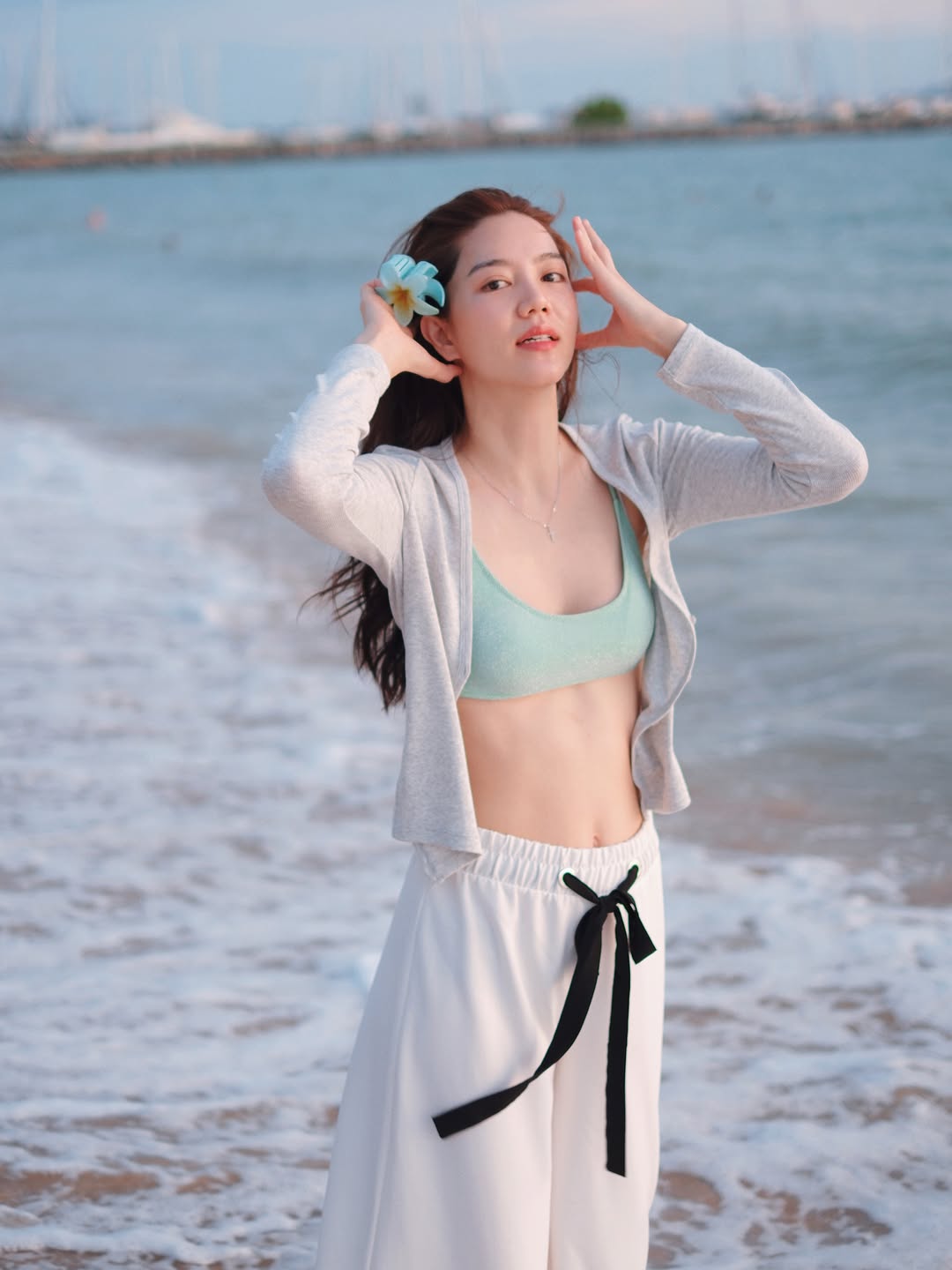 ริชชี่ - อรเณศ ดีคาบาเลส