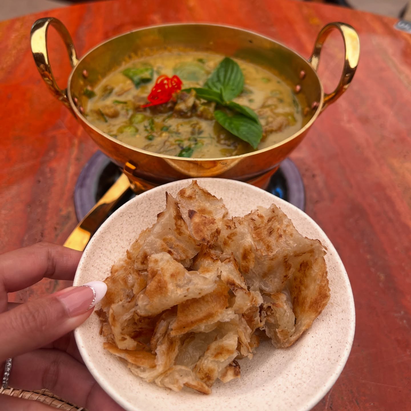เก๋ - ชลลดา เมฆราตรี