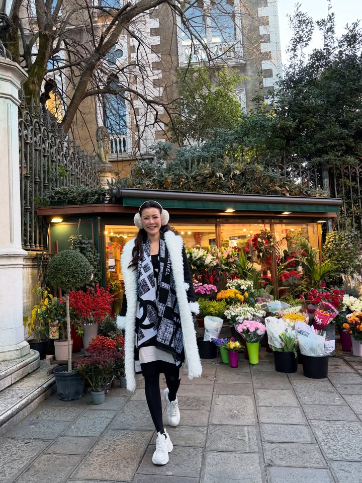 เก๋ - ชลลดา เมฆราตรี