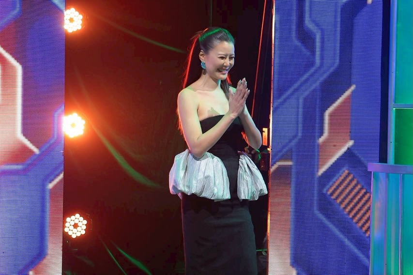 เก๋ - ชลลดา เมฆราตรี